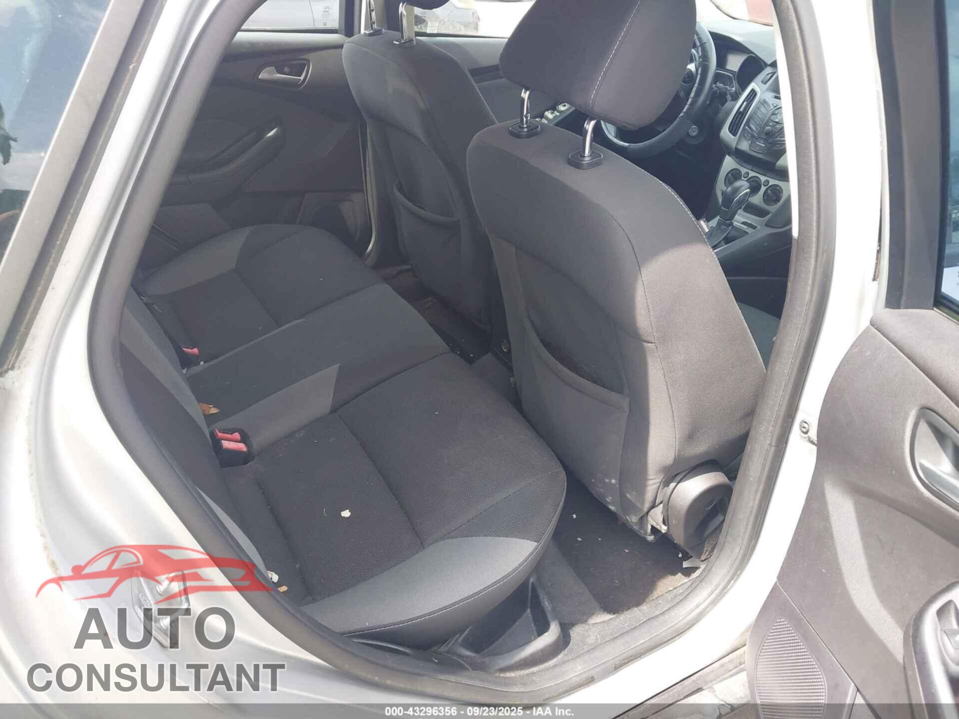 FORD FOCUS 2014 - 1FADP3K22EL306481