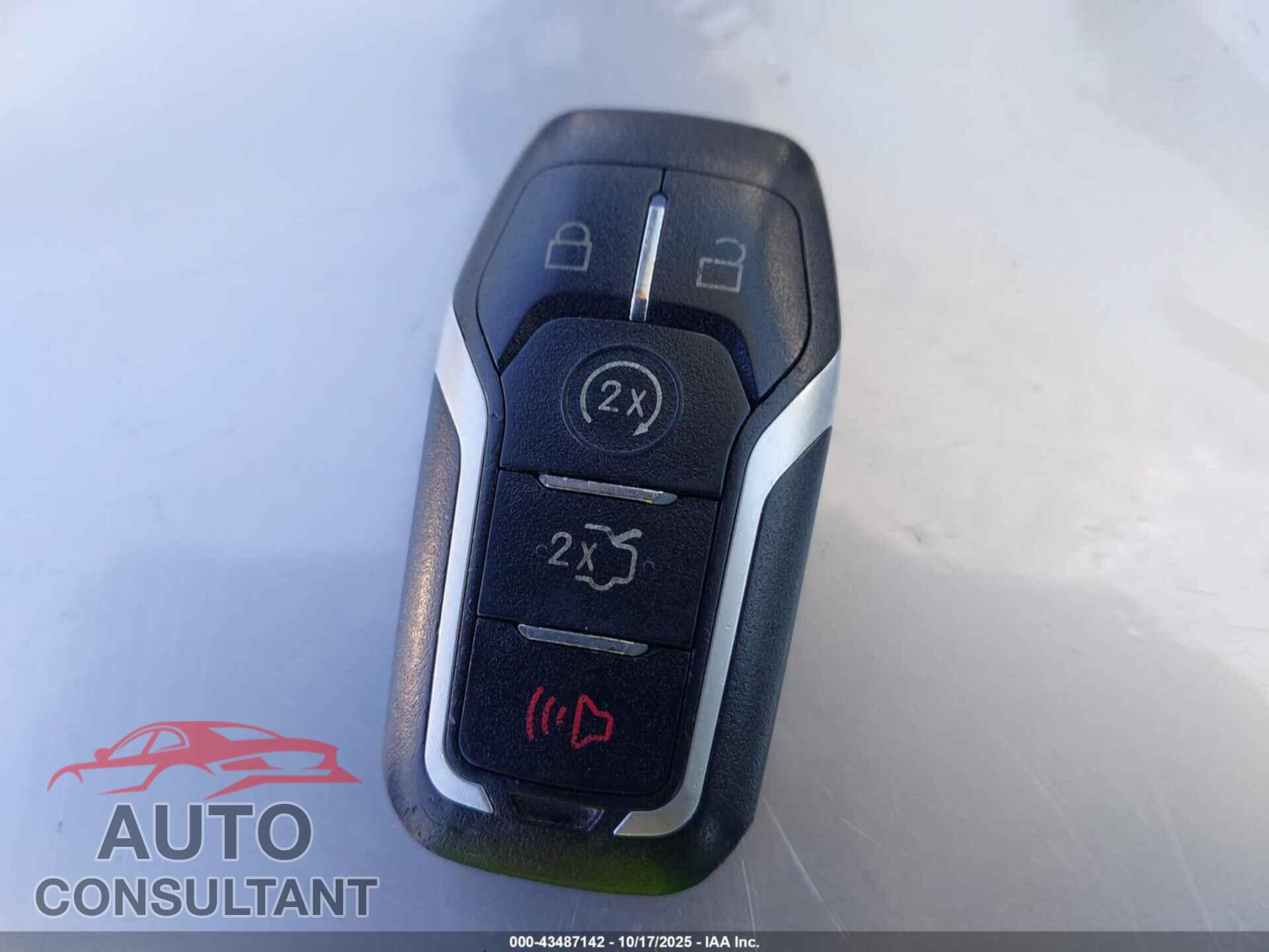 FORD MUSTANG 2015 - 1FATP8UH9F5426696