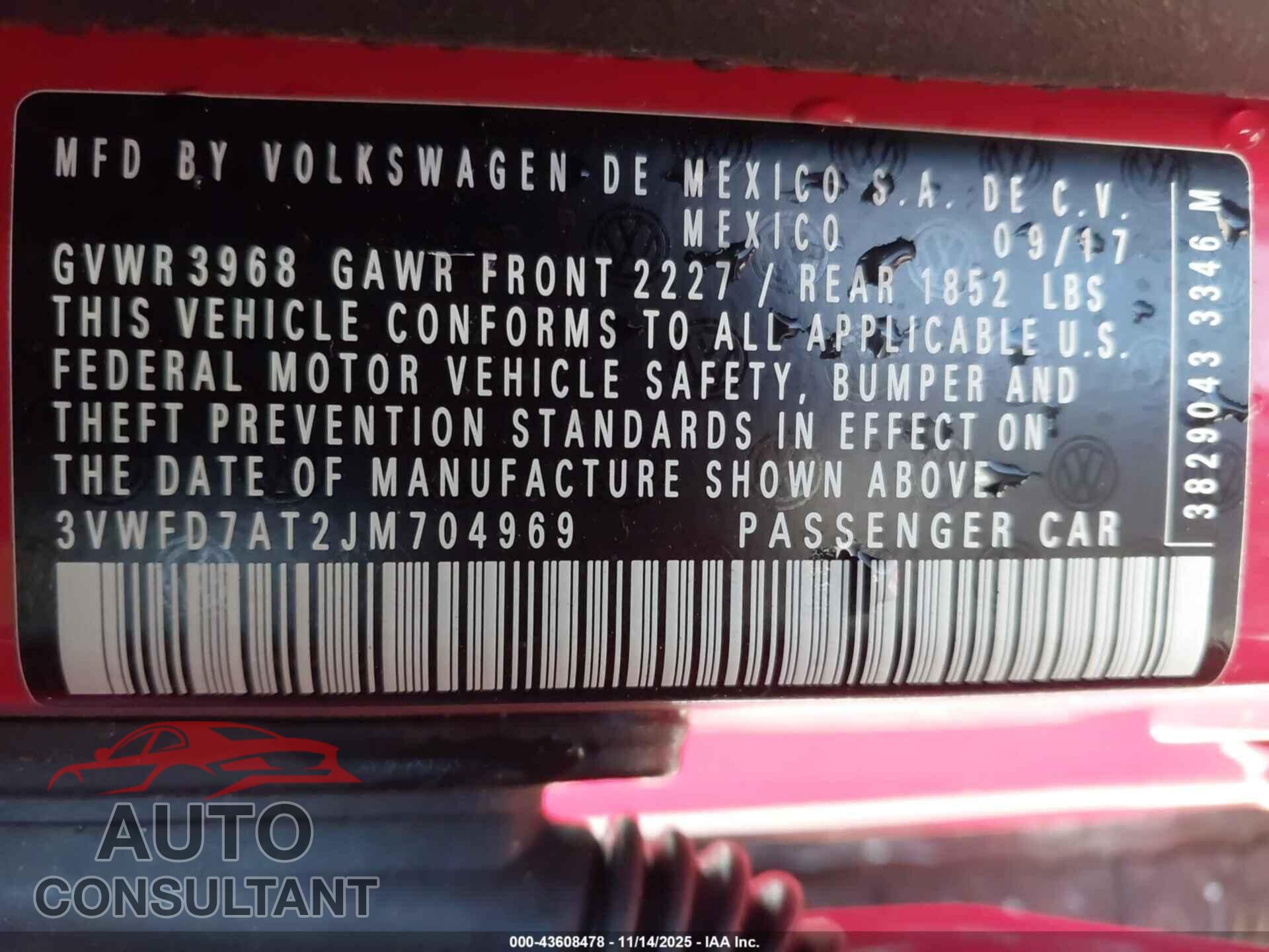 VOLKSWAGEN BEETLE 2018 - 3VWFD7AT2JM704969