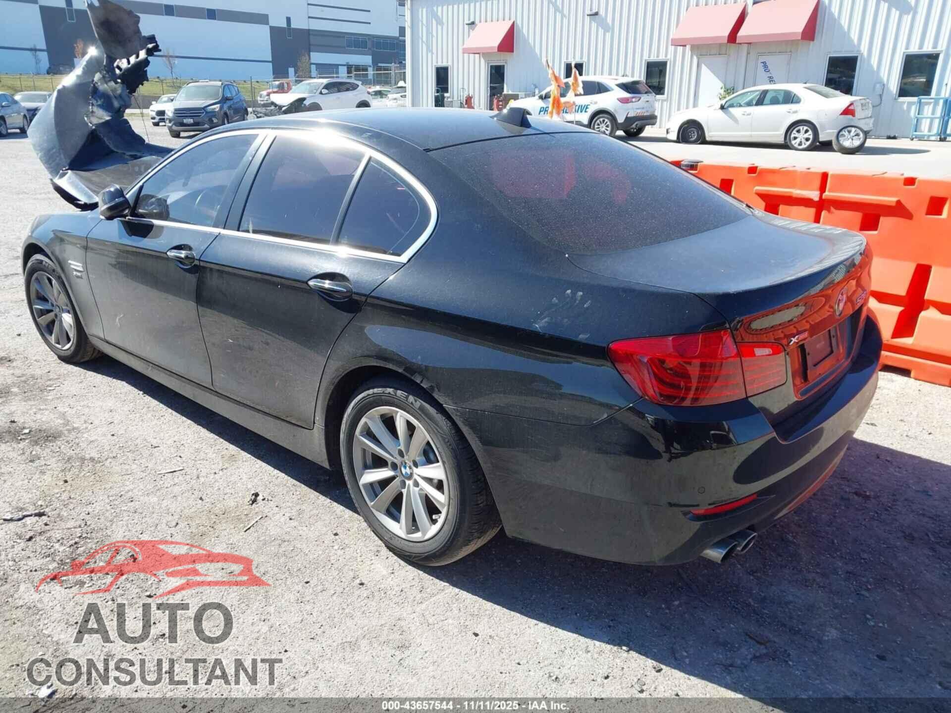 BMW 528I 2015 - WBA5A7C55FD621803