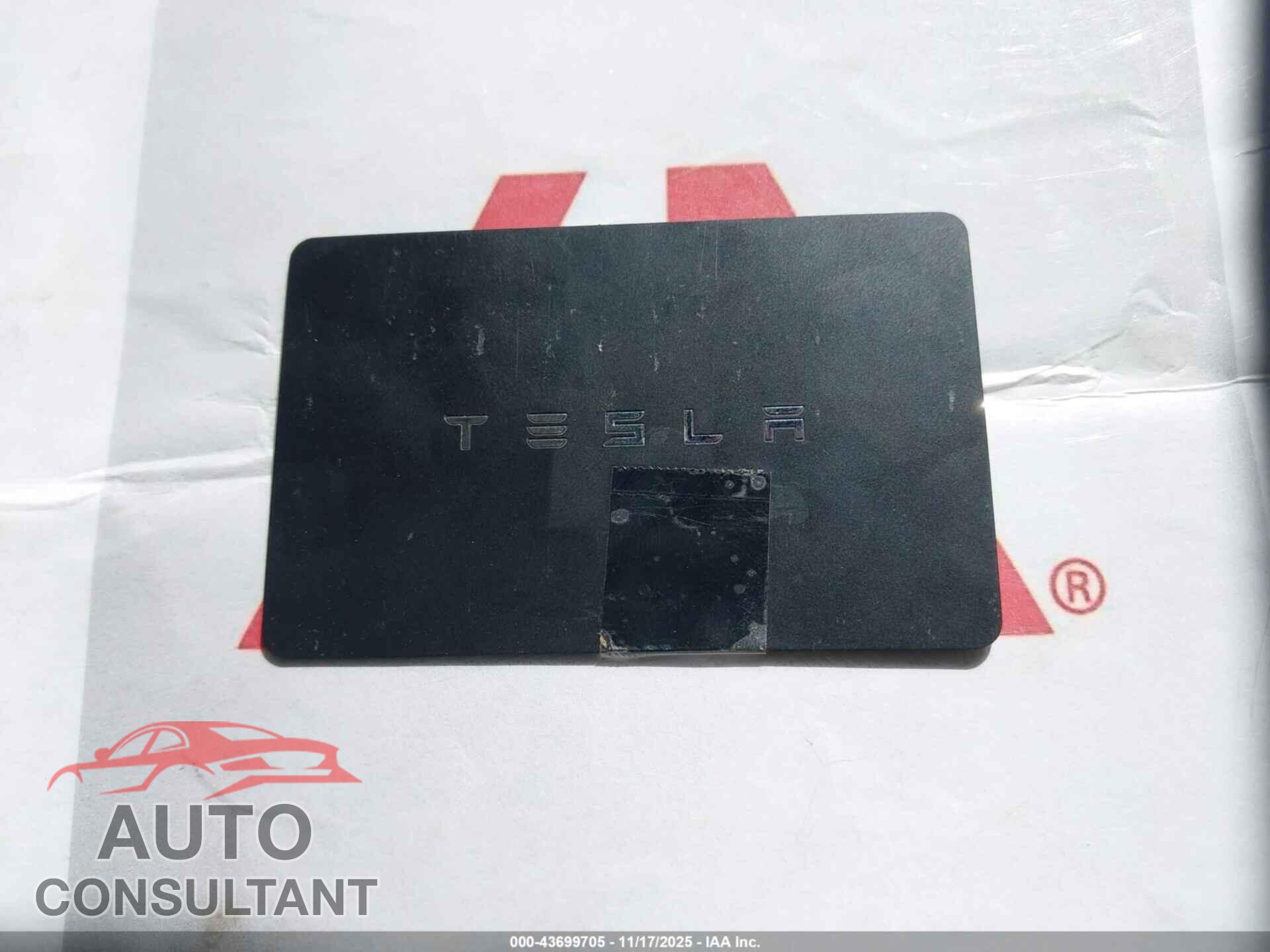 TESLA MODEL 3 2020 - 5YJ3E1EC5LF792045