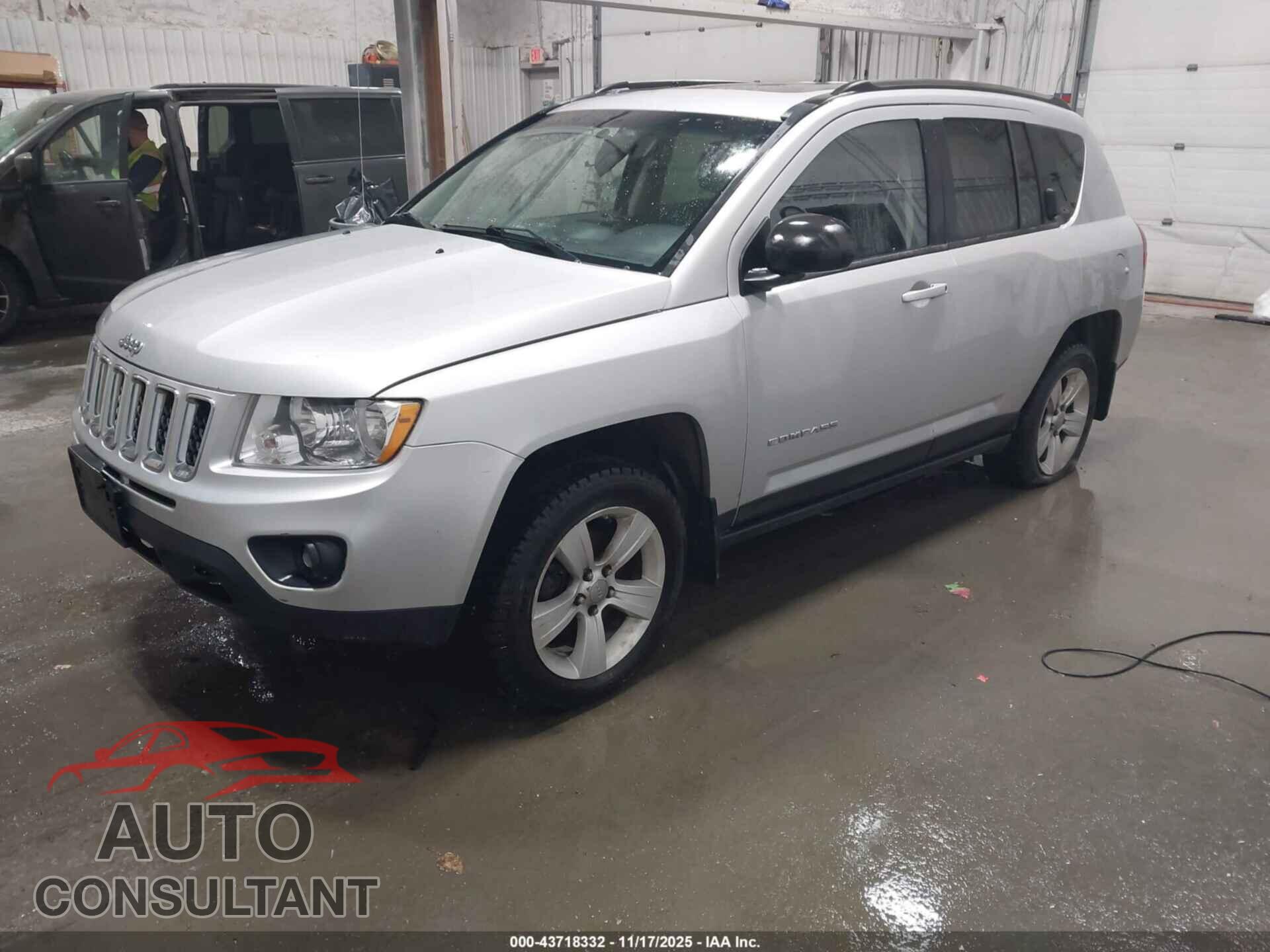 JEEP COMPASS 2011 - 1J4NF1FB4BD278554