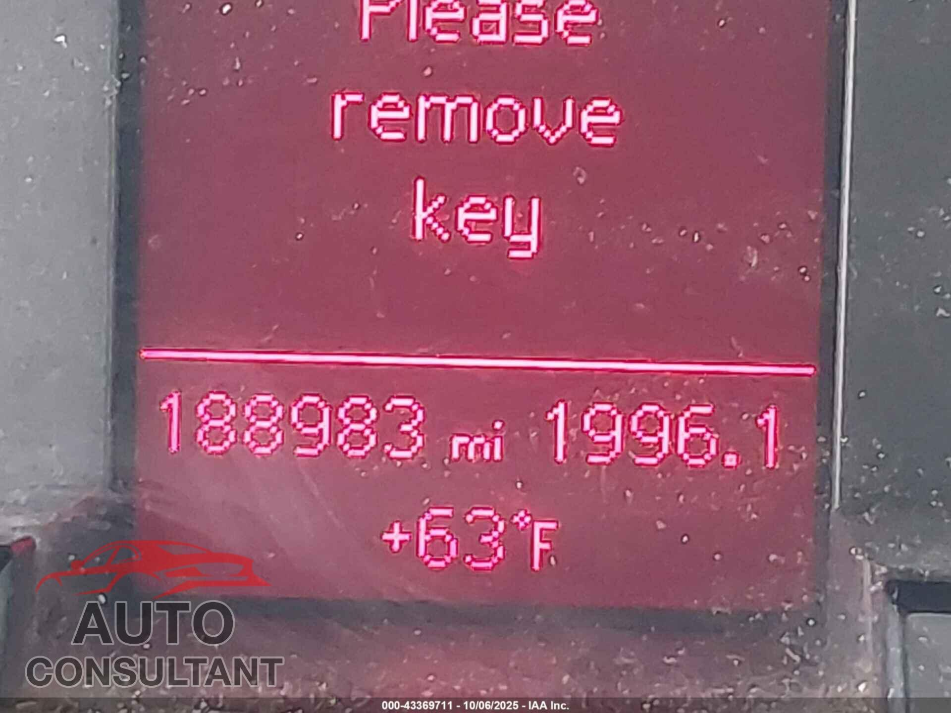 AUDI A4 2012 - WAUEFAFL7CA120241