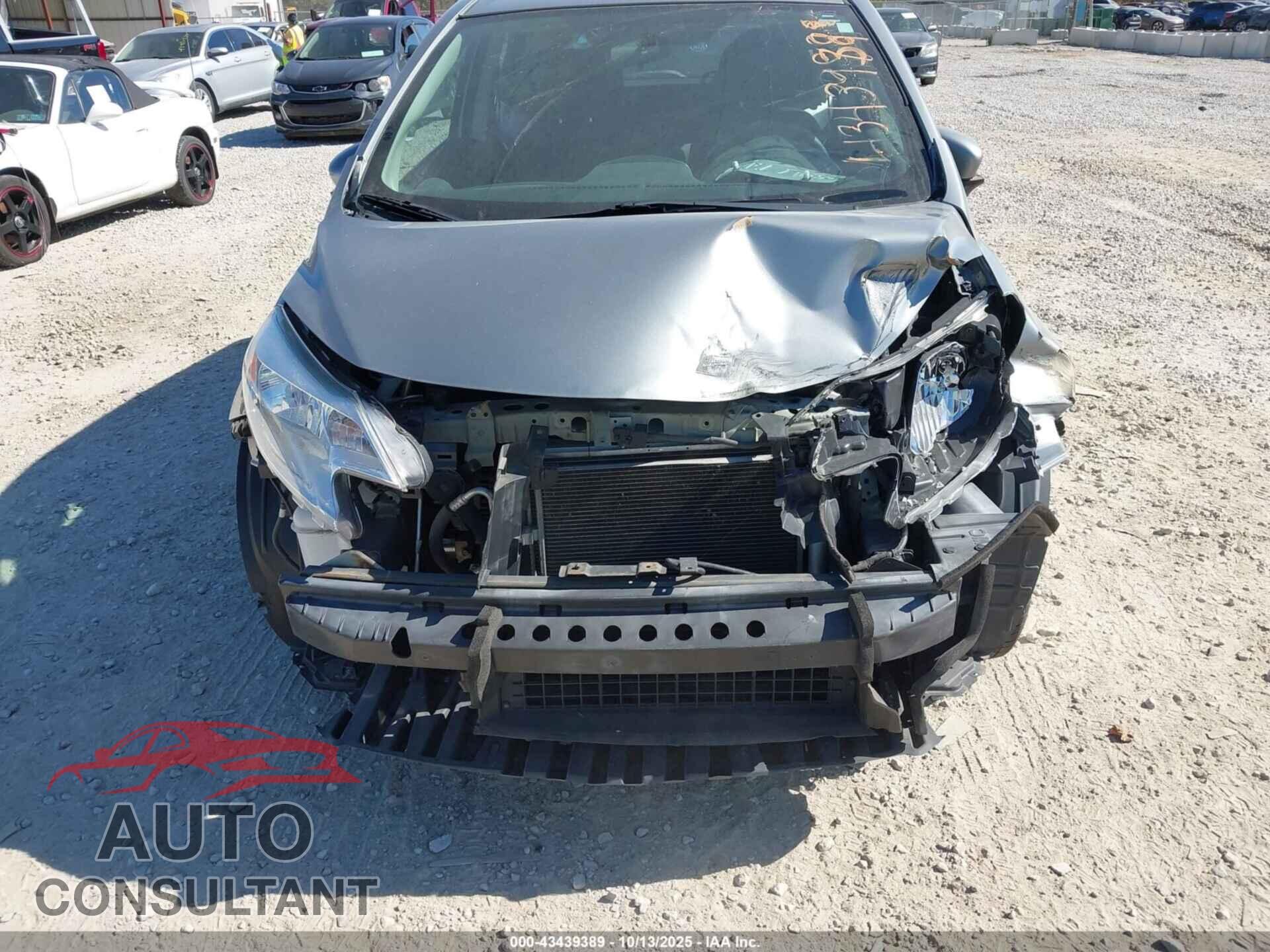 NISSAN VERSA NOTE 2015 - 3N1CE2CP1FL408704