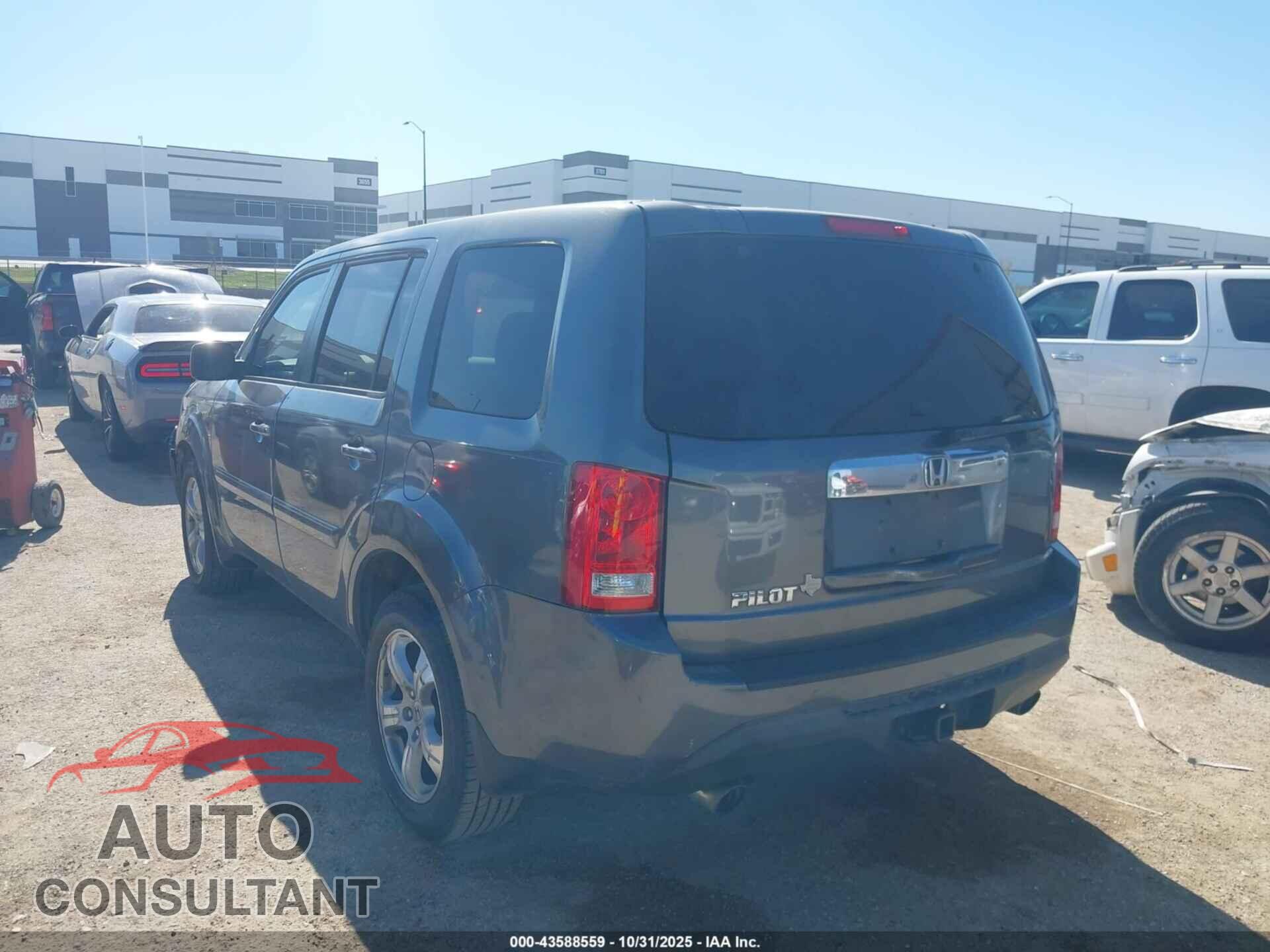 HONDA PILOT 2012 - 5FNYF3H65CB024487