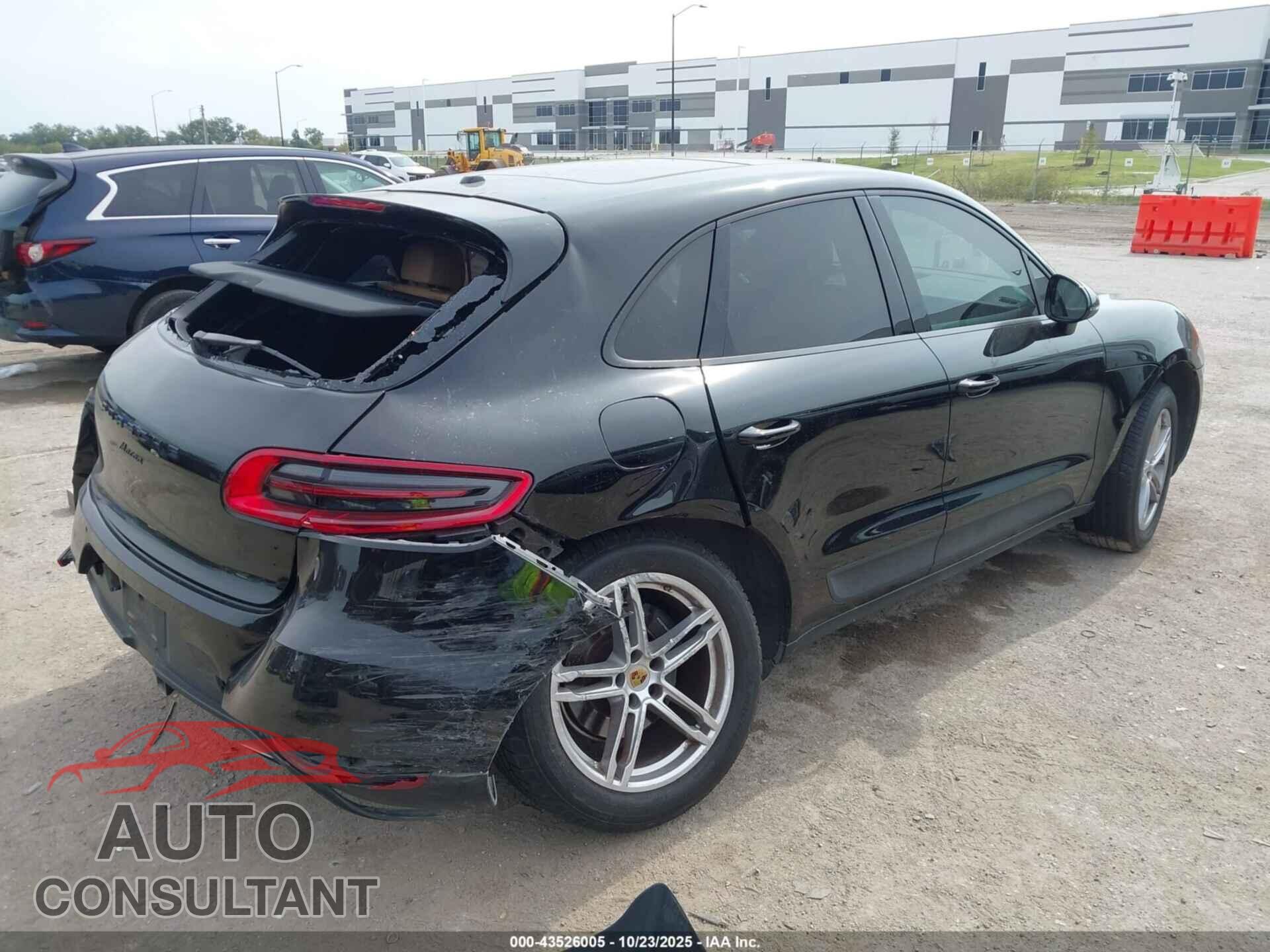 PORSCHE MACAN 2018 - WP1AA2A57JLB07147