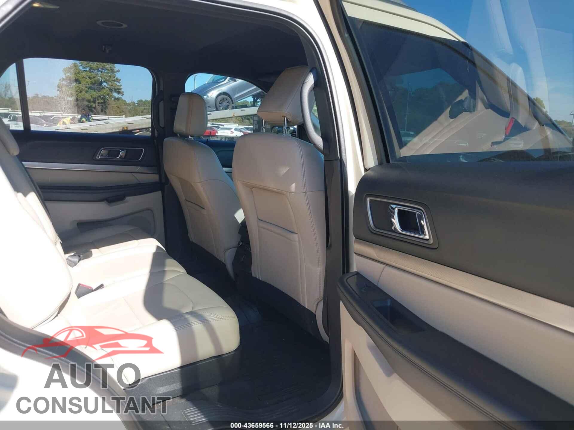 FORD EXPLORER 2018 - 1FM5K7D88JGB30606