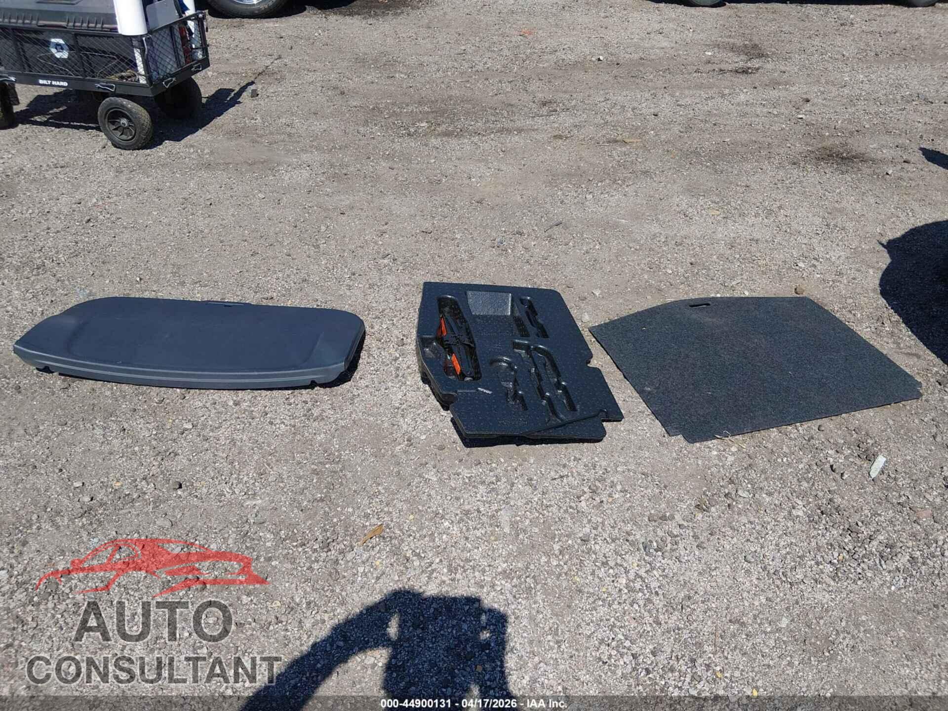 NISSAN VERSA NOTE 2016 - 3N1CE2CP1GL356833