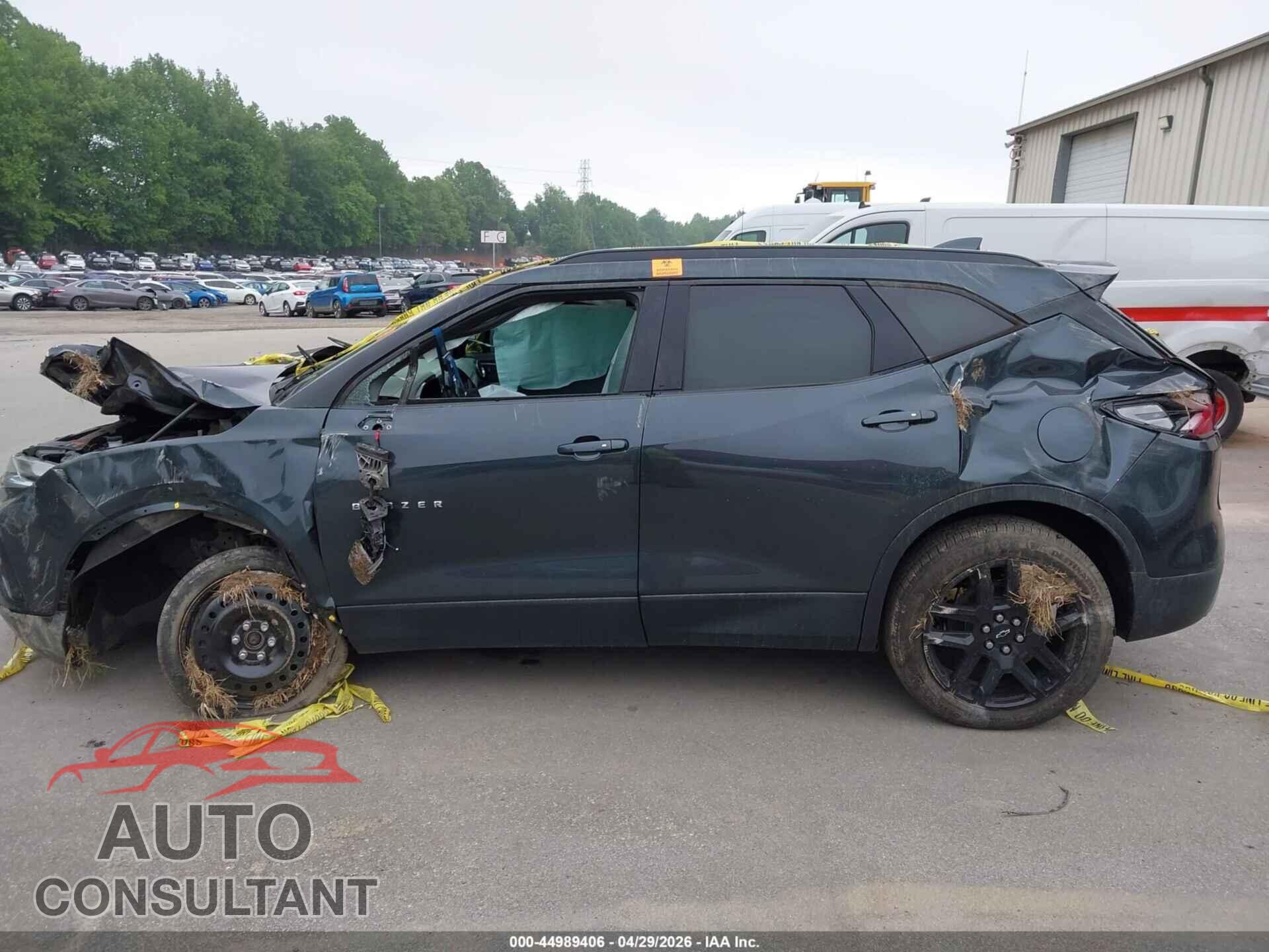CHEVROLET BLAZER 2019 - 3GNKBBRAXKS703473