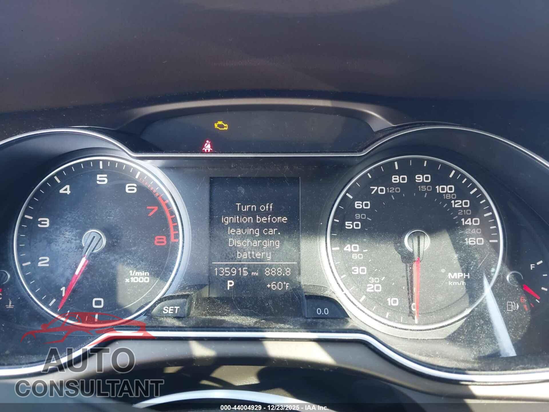 AUDI A4 2013 - WAUBFAFL0DN032015