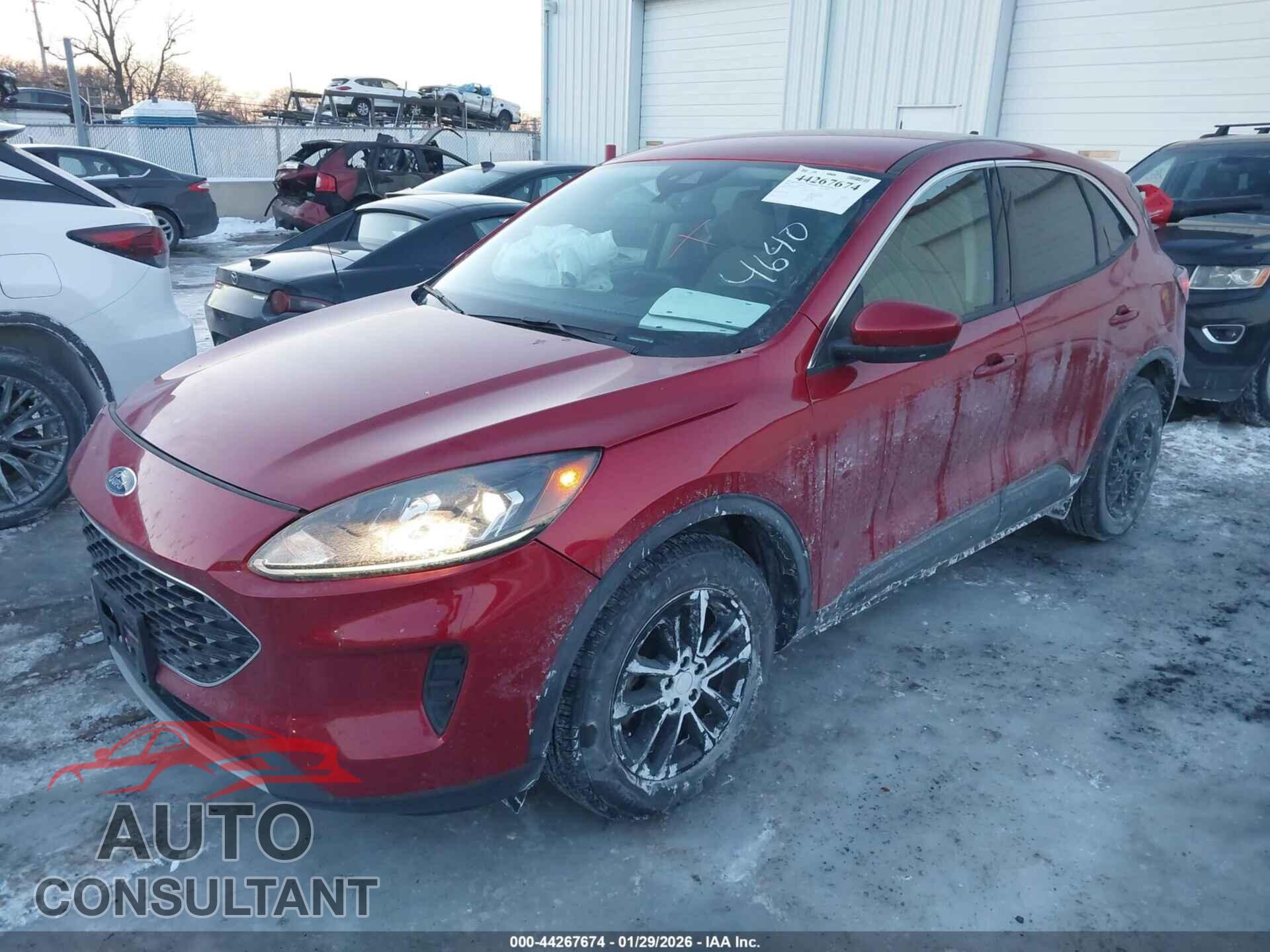 FORD ESCAPE 2020 - 1FMCU0G68LUA25930