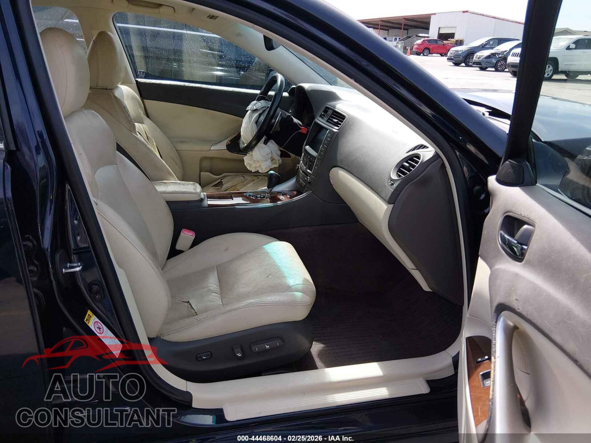 LEXUS IS 250 2010 - JTHBF5C20A5122880