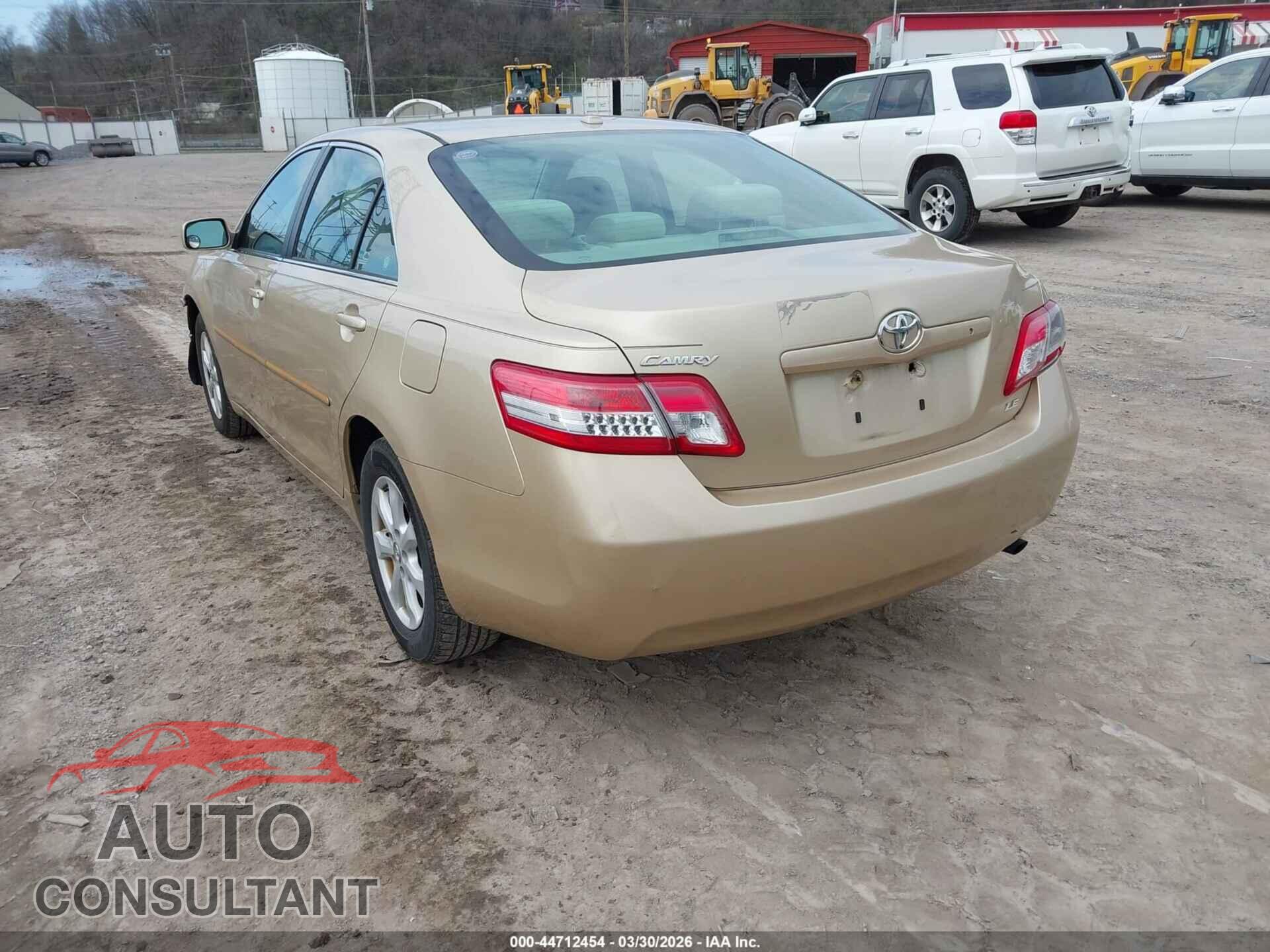 TOYOTA CAMRY 2011 - 4T1BF3EK2BU223473