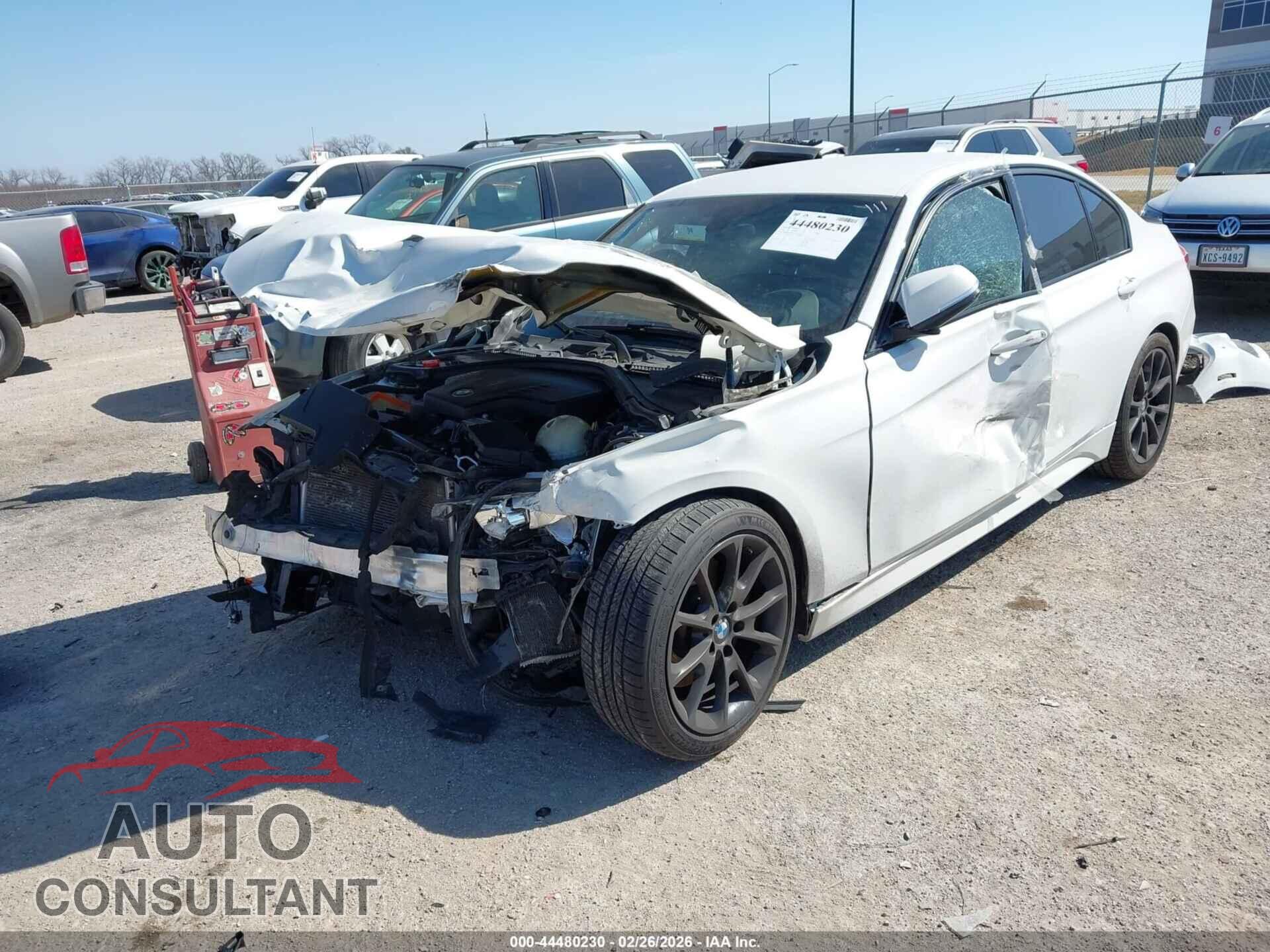 BMW 328I 2016 - WBA8E9G5XGNU30199