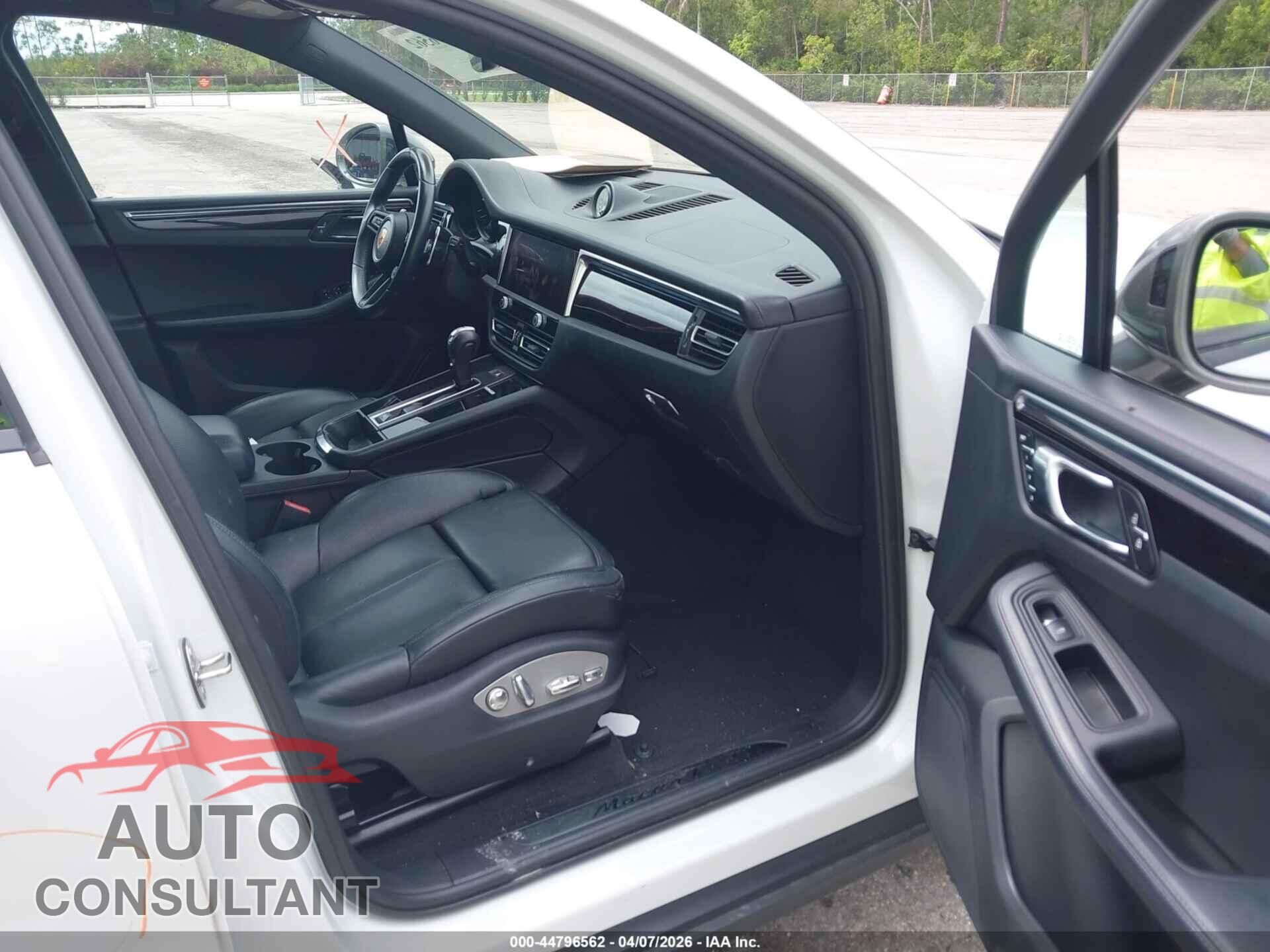 PORSCHE MACAN 2023 - WP1AA2A56PLB09111
