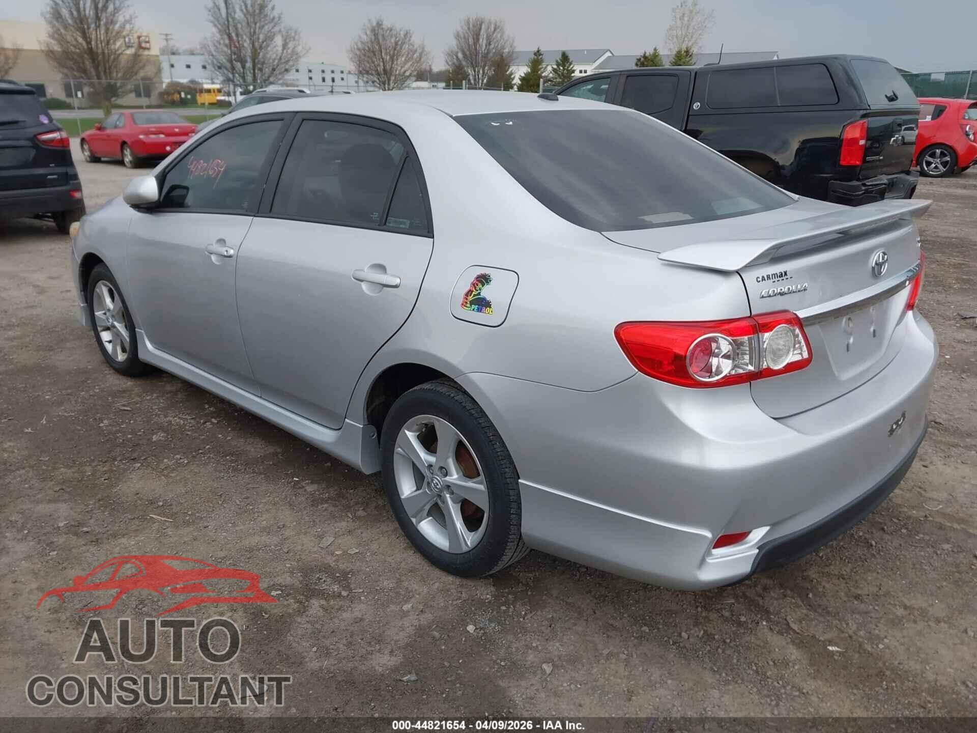 TOYOTA COROLLA 2011 - 2T1BU4EEXBC662122