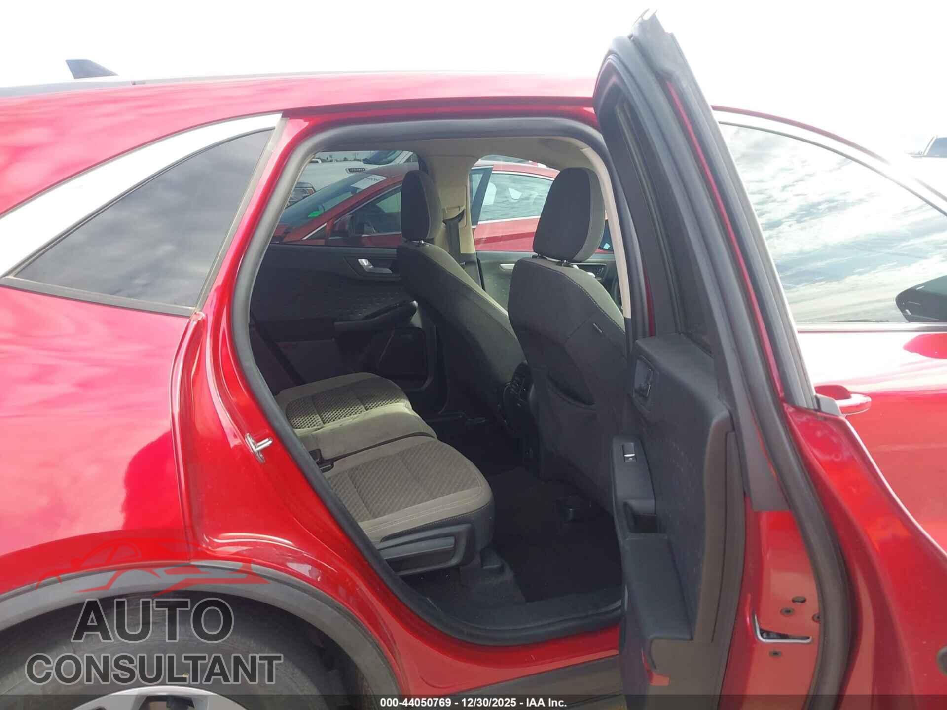 FORD ESCAPE 2020 - 1FMCU0G6XLUA57522