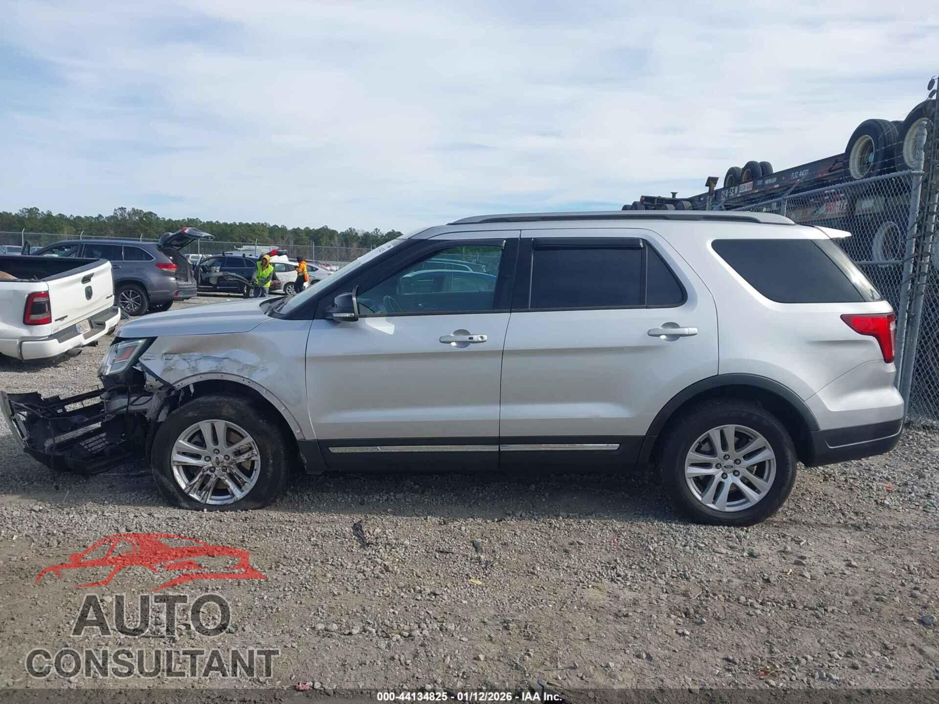 FORD EXPLORER 2018 - 1FM5K8DH5JGB25093