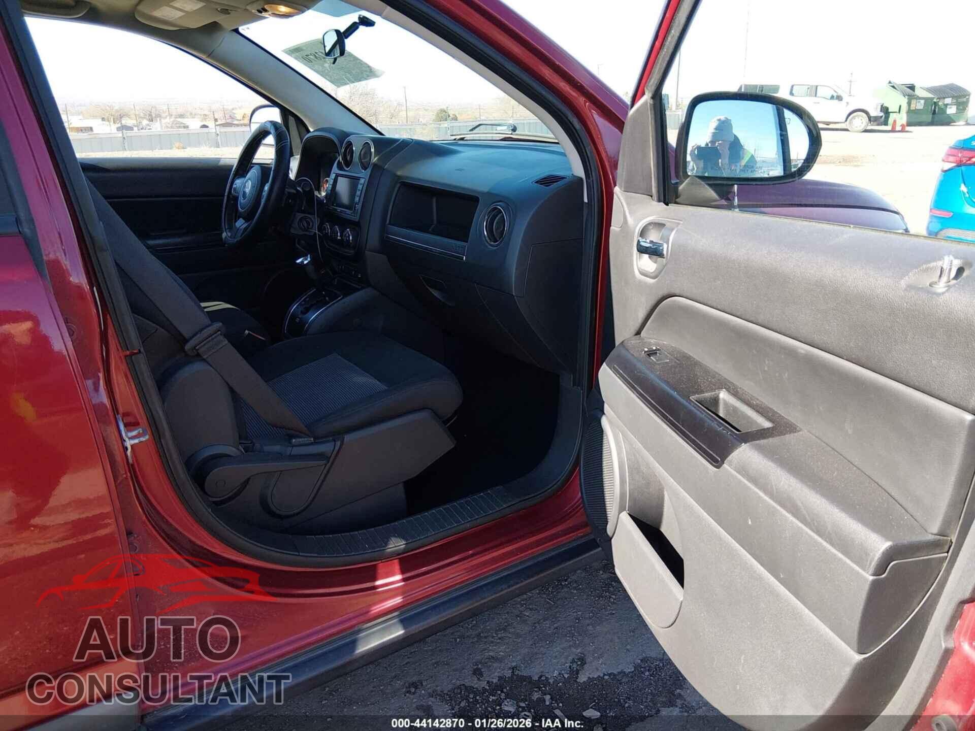 JEEP COMPASS 2011 - 1J4NF1FB2BD134971
