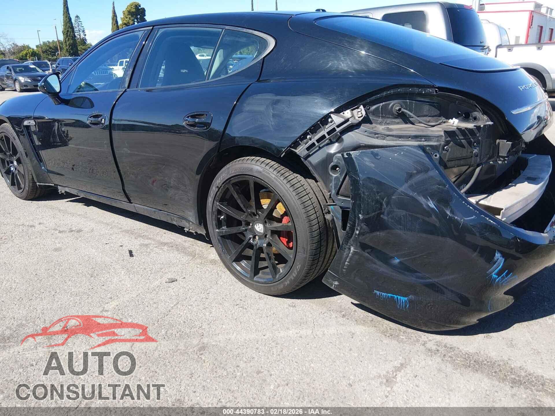 PORSCHE PANAMERA 2011 - WP0AA2A74BL012372