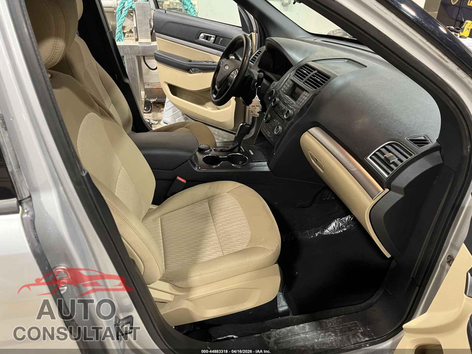 FORD EXPLORER 2017 - 1FM5K8B85H6E14200