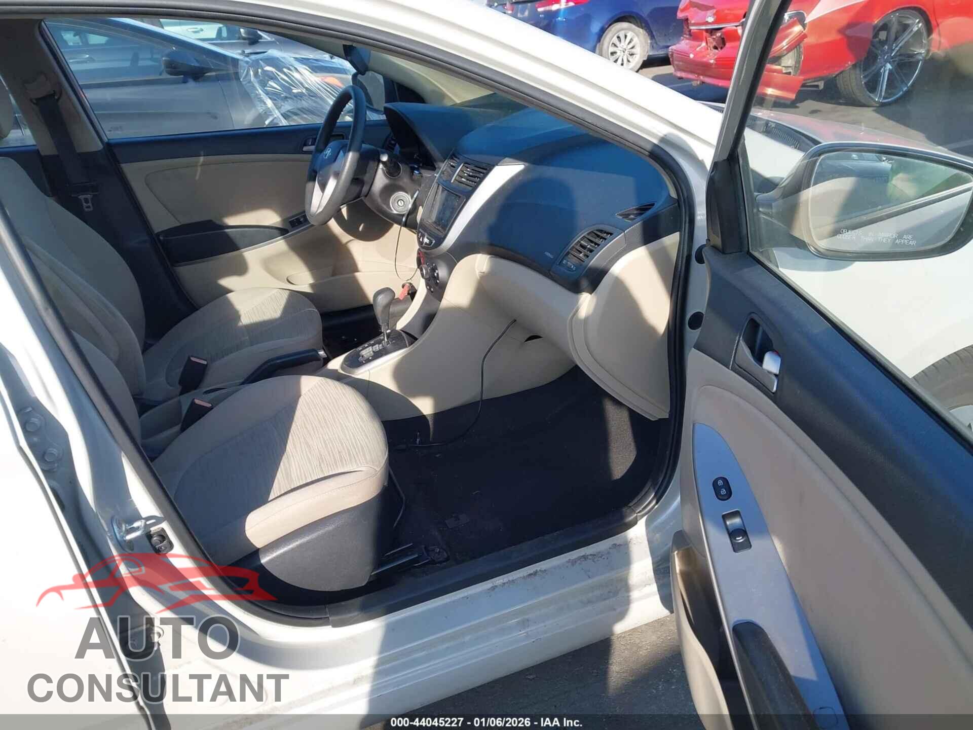 HYUNDAI ACCENT 2016 - KMHCT4AE6GU972707