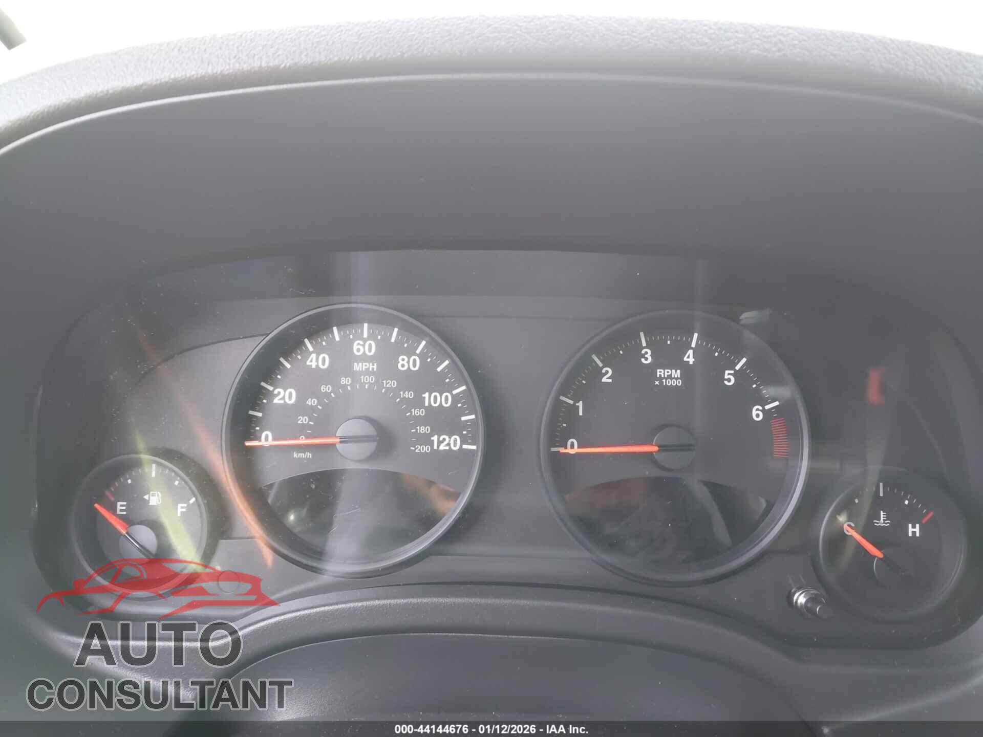 JEEP COMPASS 2011 - 1J4NF1FB5BD244672