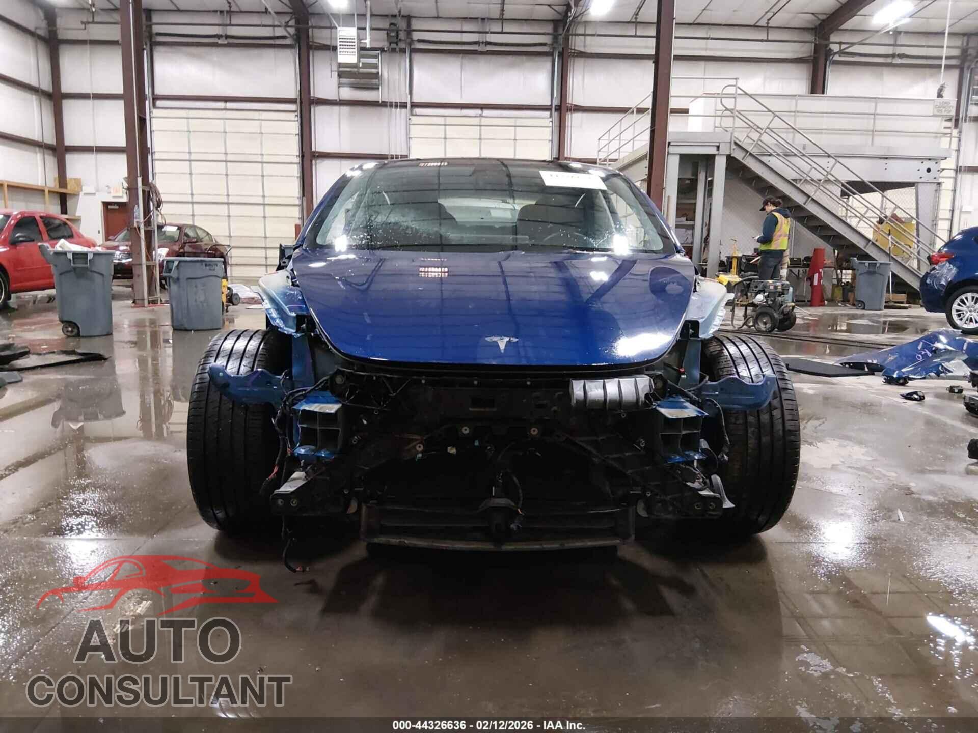 TESLA MODEL 3 2022 - 5YJ3E1EC8NF270089