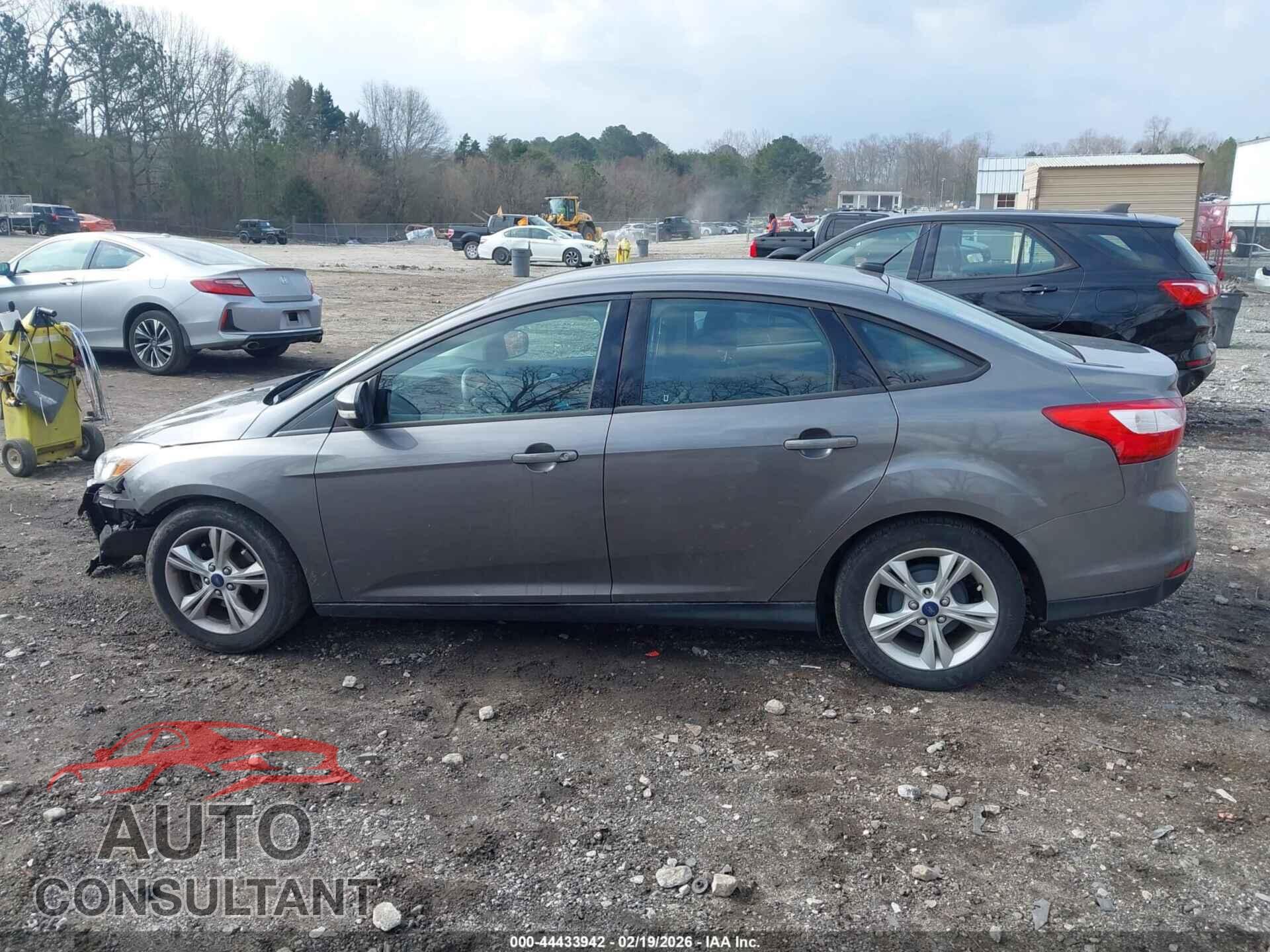 FORD FOCUS 2014 - 1FADP3F22EL435556
