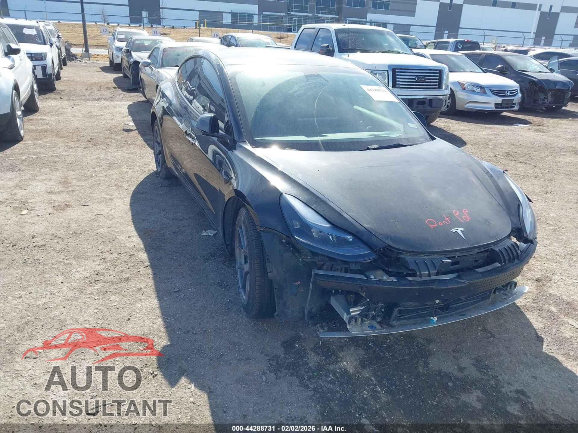 TESLA MODEL 3 2022 - 5YJ3E1EA3NF196191