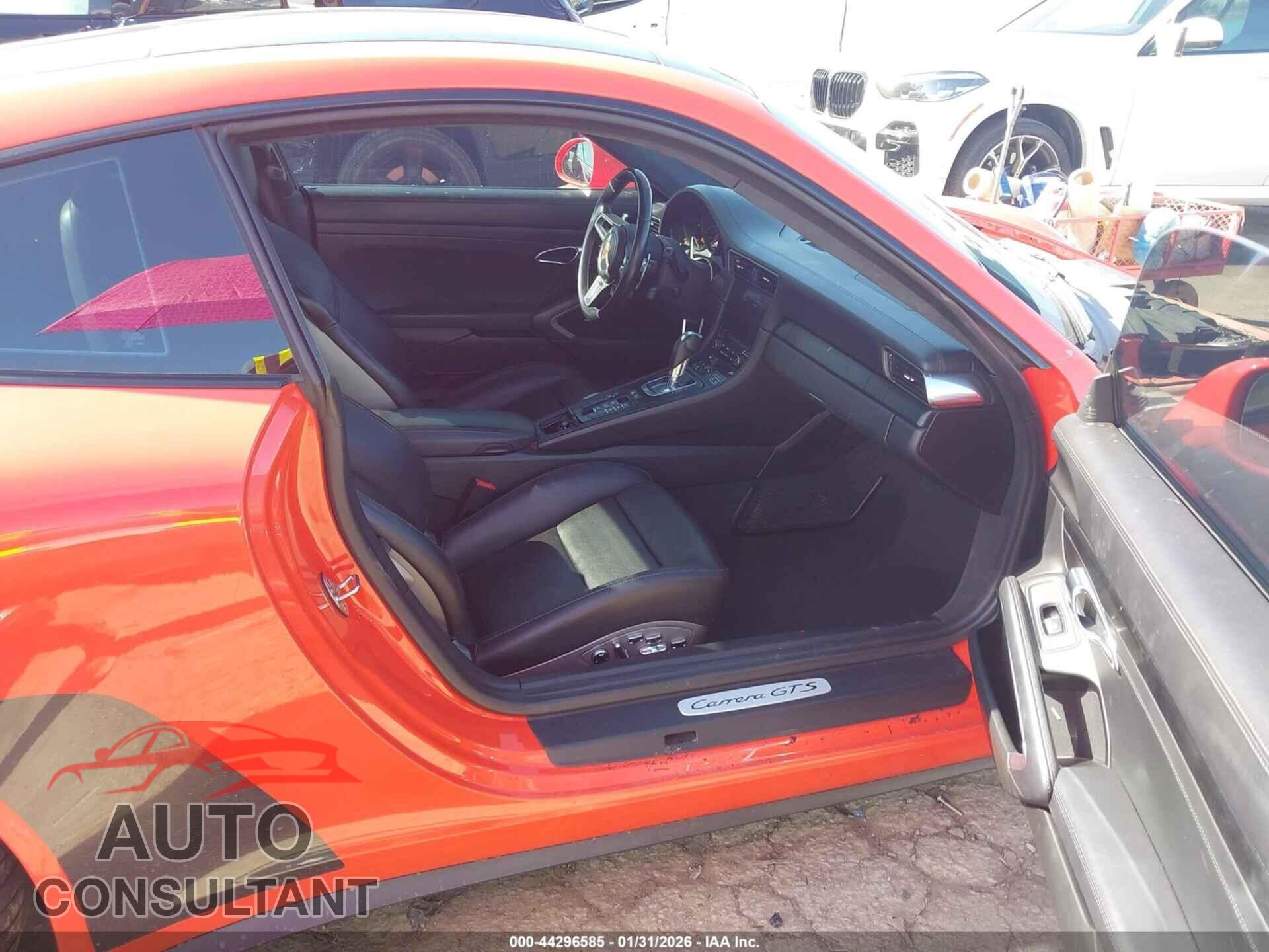 PORSCHE 911 2018 - WP0AB2A92JS123103