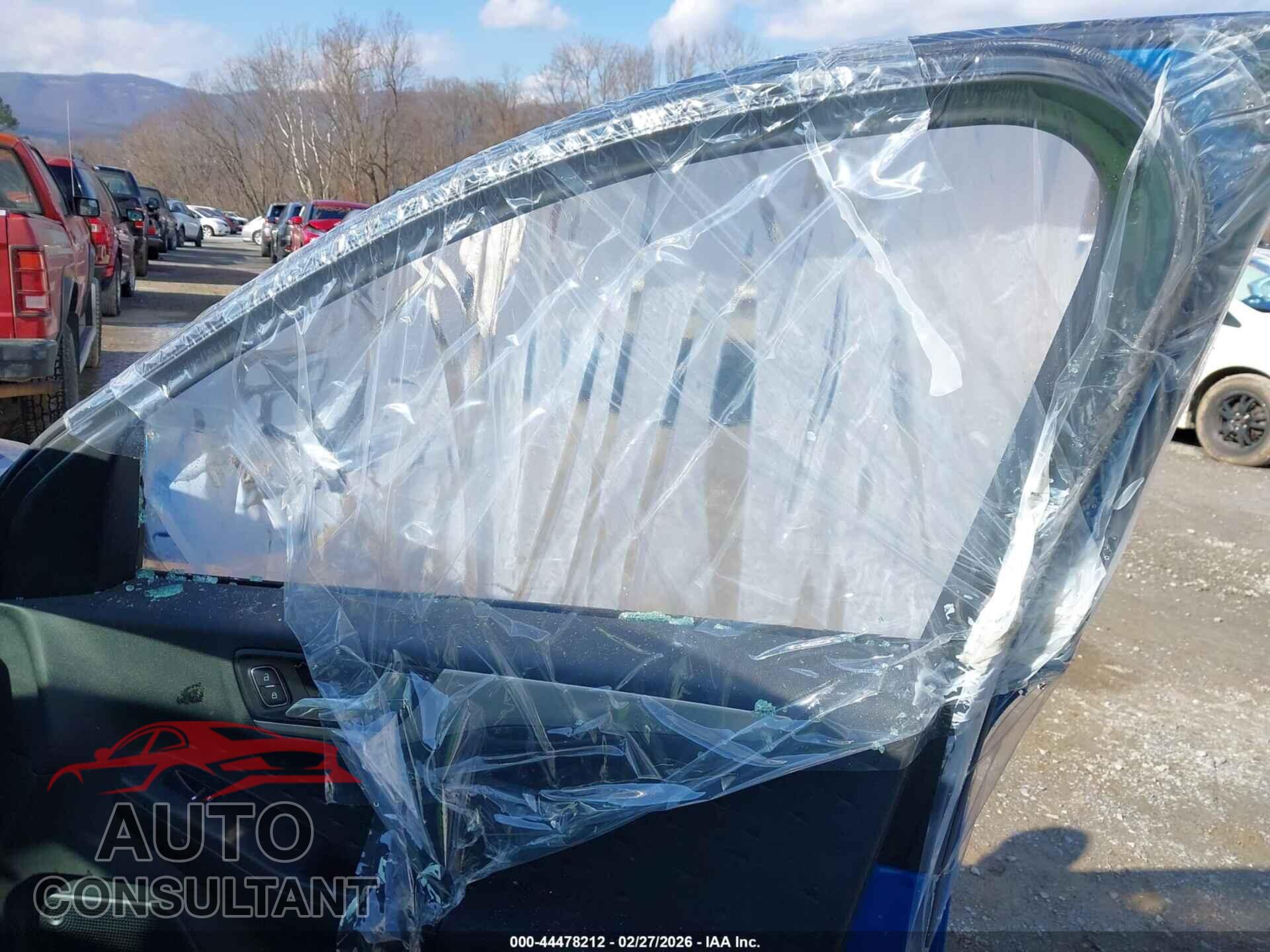 FORD ESCAPE 2020 - 1FMCU0G66LUA25439