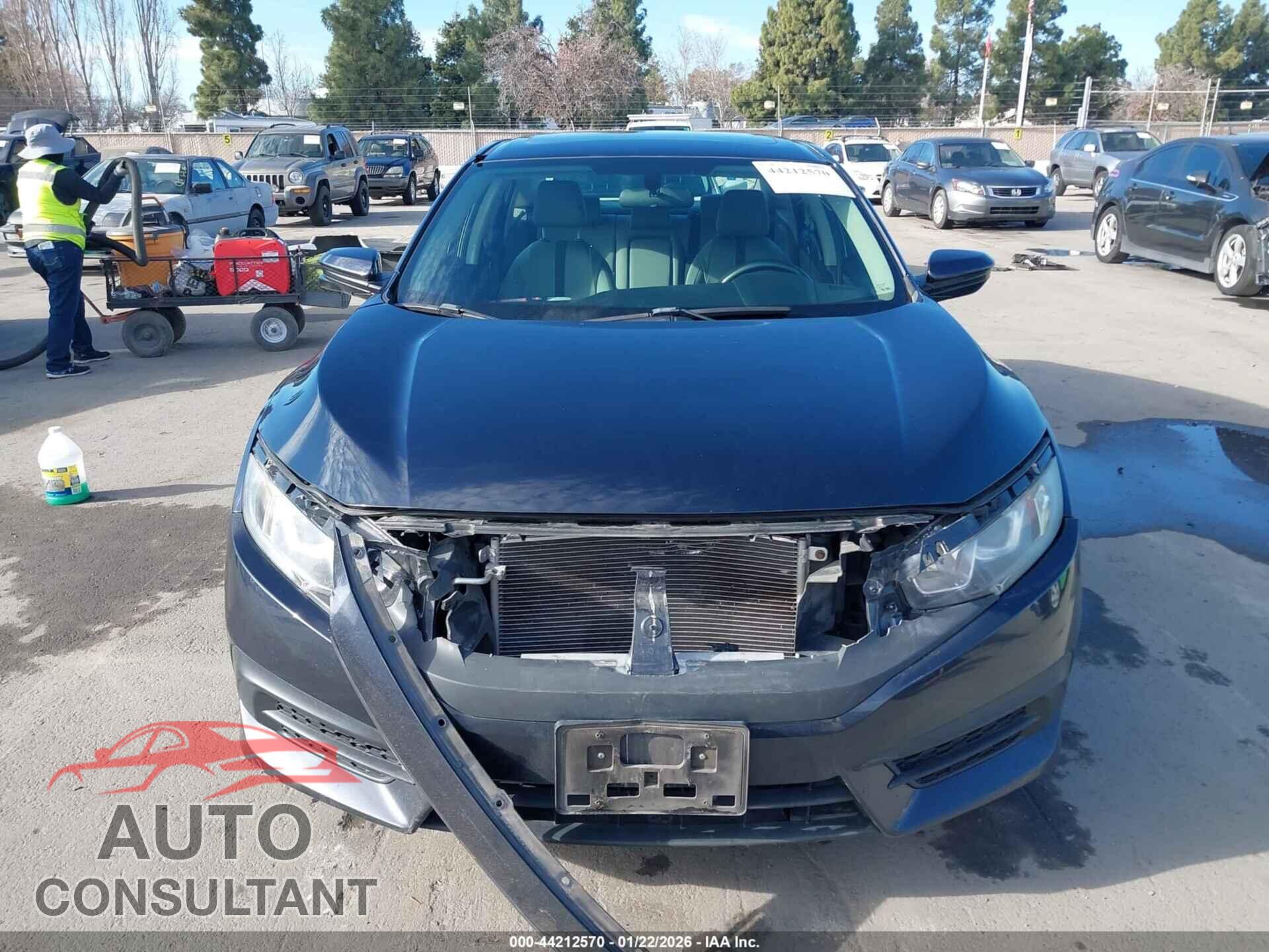 HONDA CIVIC 2017 - 2HGFC2F72HH537995