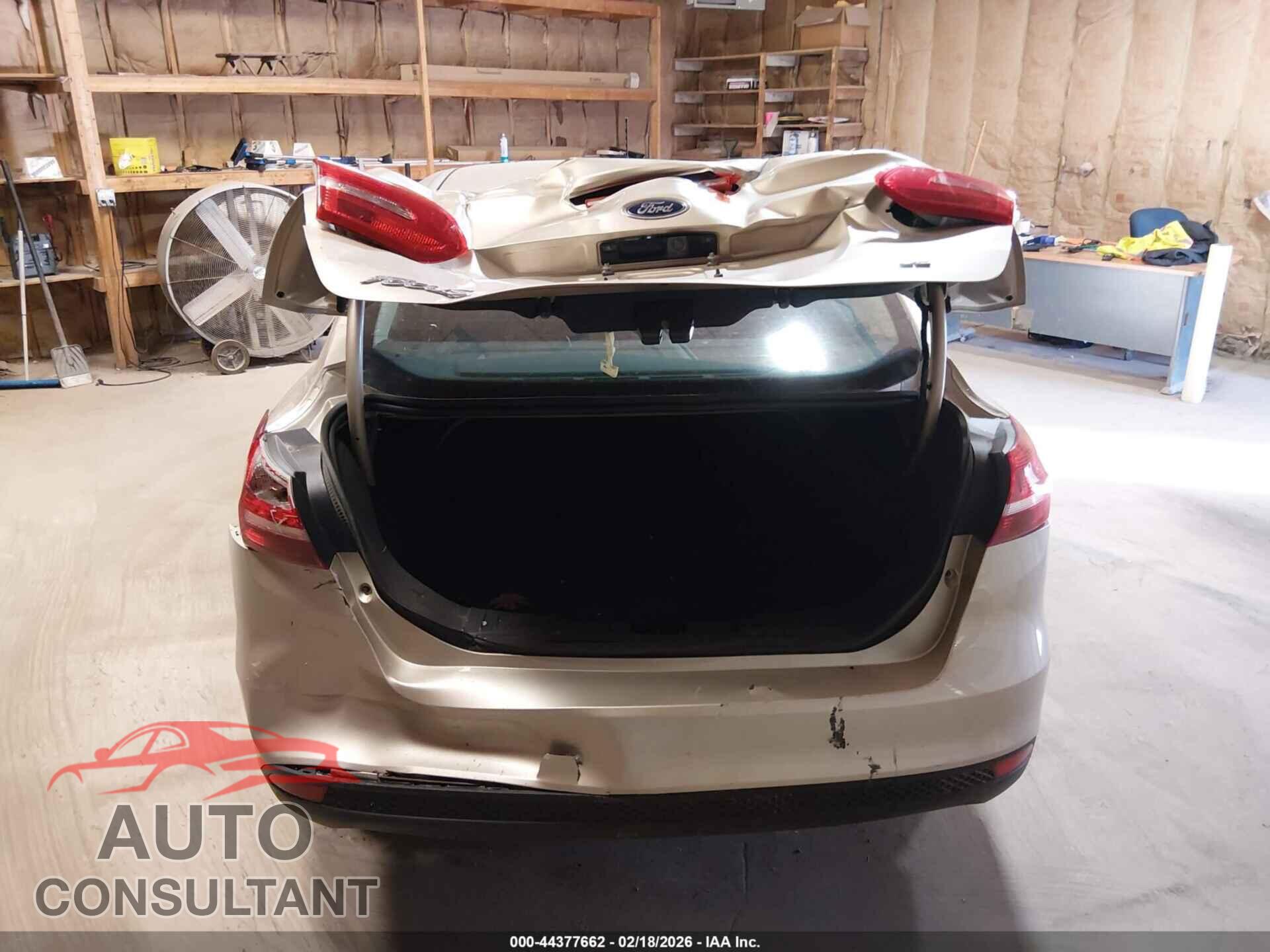 FORD FOCUS 2017 - 1FADP3F21HL320225