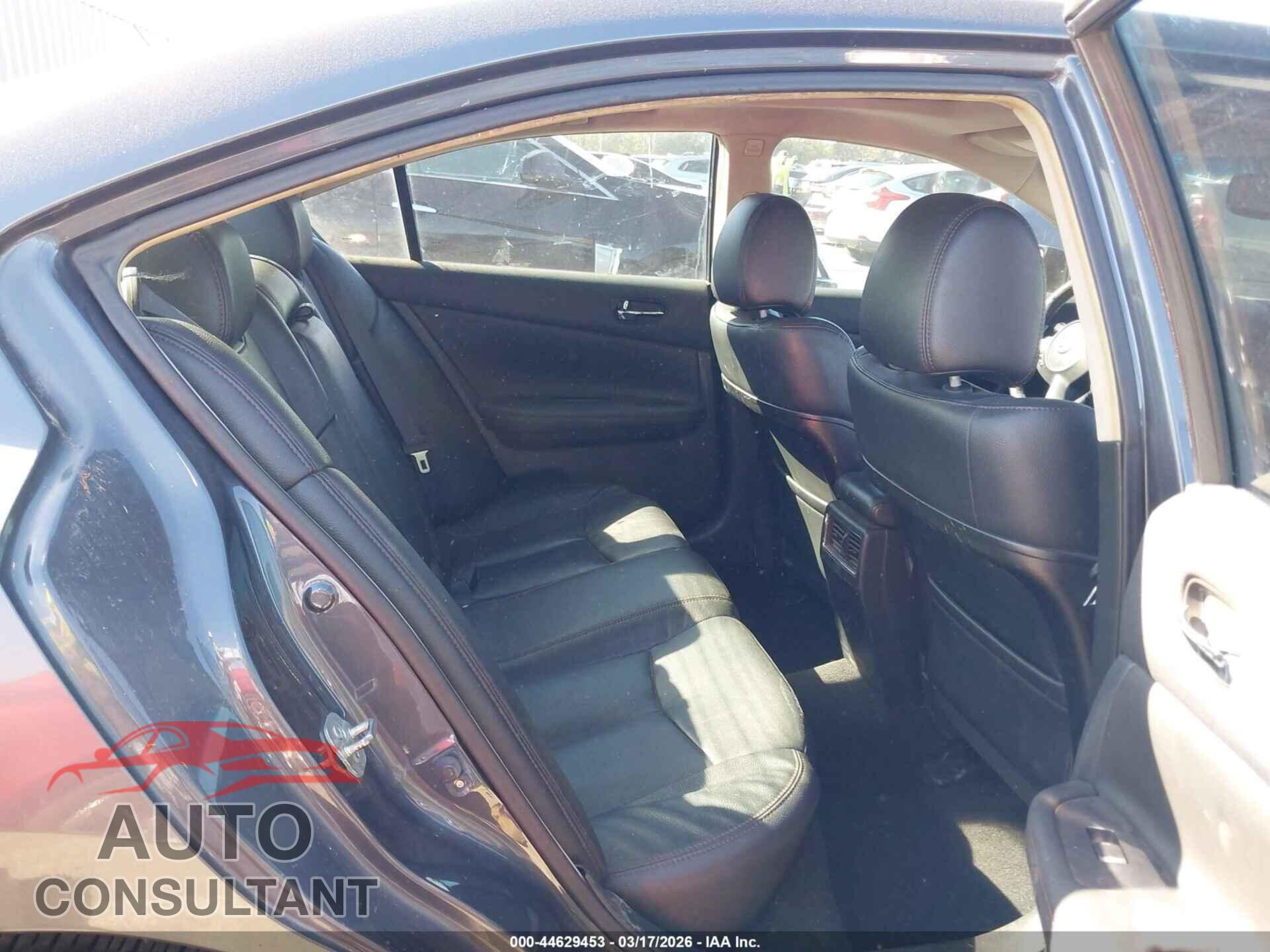 NISSAN MAXIMA 2011 - 1N4AA5AP8BC830453