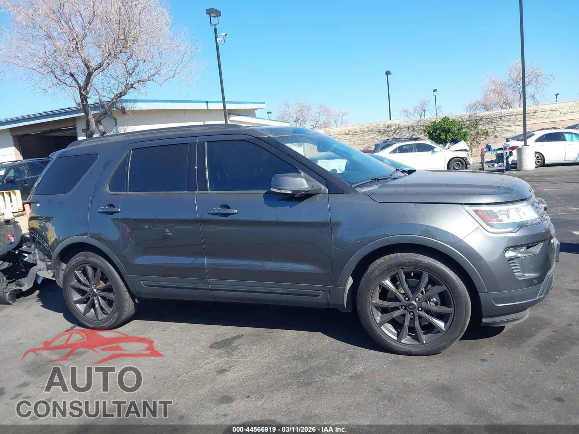 FORD EXPLORER 2018 - 1FM5K7D82JGB65626
