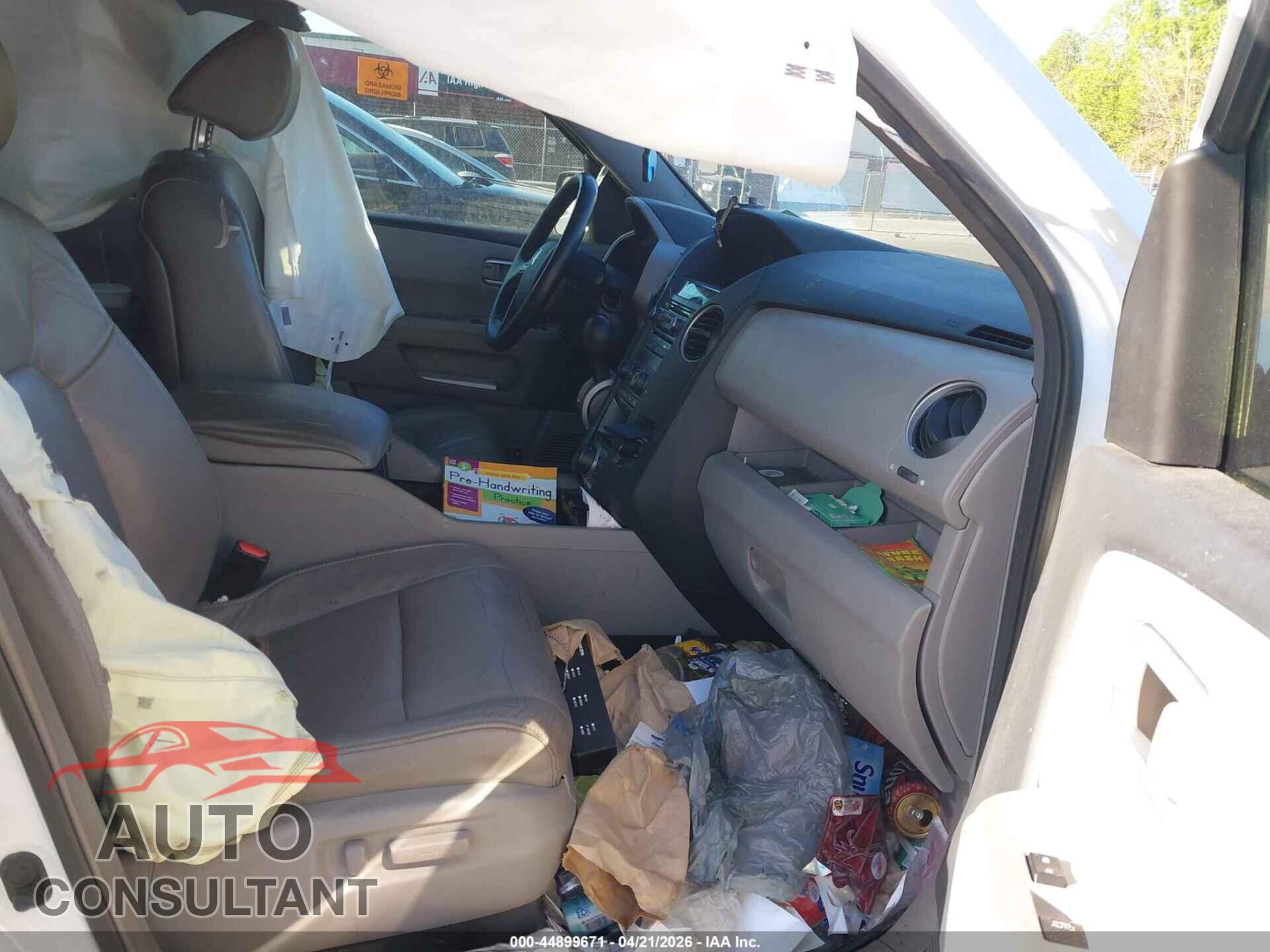 HONDA PILOT 2013 - 5FNYF3H64DB040486