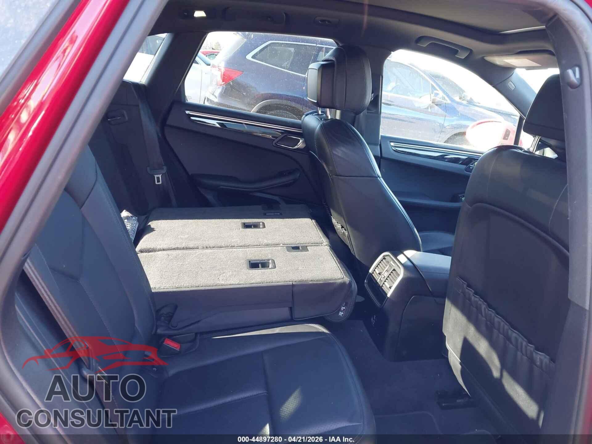 PORSCHE MACAN 2021 - WP1AA2A53MLB06551