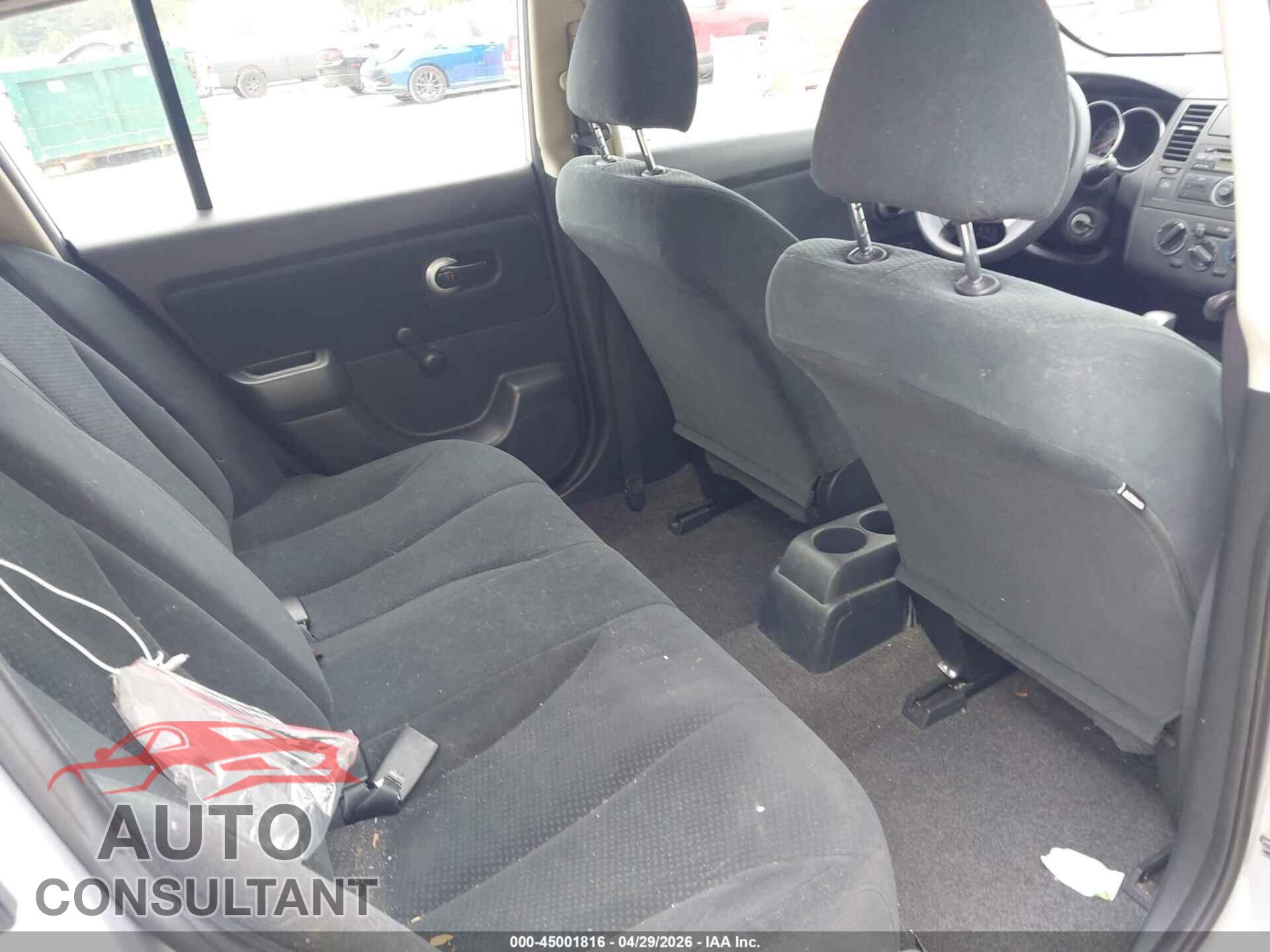 NISSAN VERSA 2011 - 3N1BC1CP8BL414103