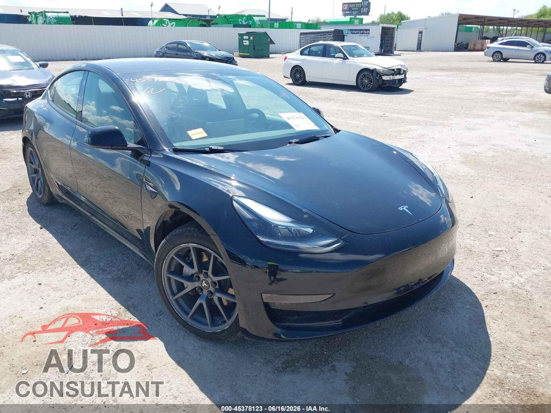TESLA MODEL 3 2023 - 5YJ3E1EA0PF435599