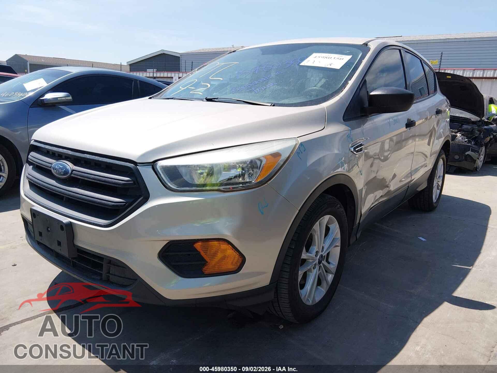 FORD ESCAPE 2017 - 1FMCU0F73HUC78235