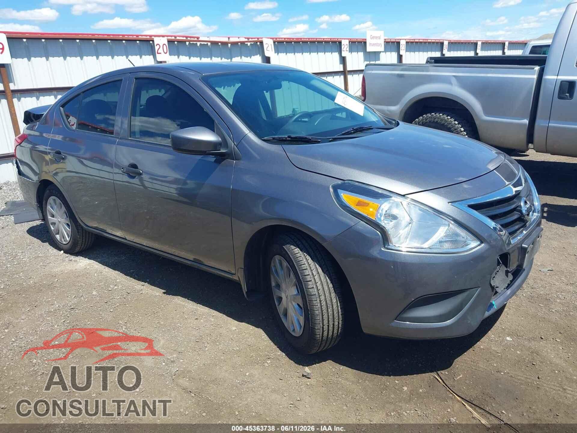 NISSAN VERSA 2017 - 3N1CN7AP3HL806399