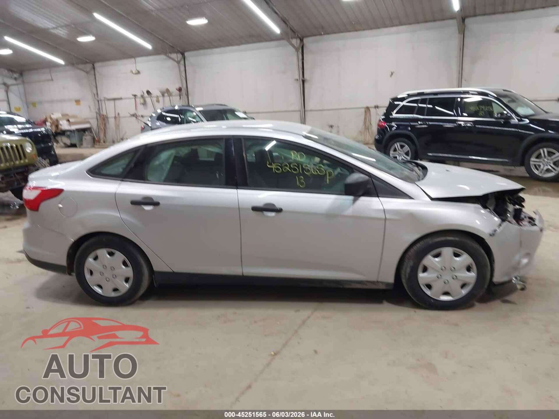 FORD FOCUS 2013 - 1FADP3E26DL180796