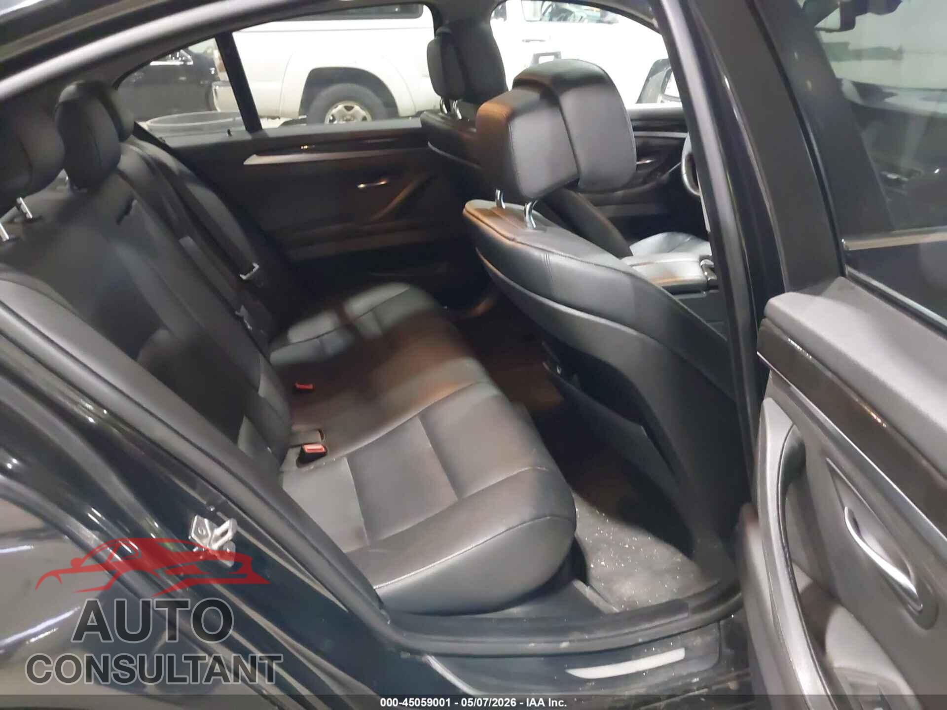 BMW 528I 2012 - WBAXH5C52CDW04414