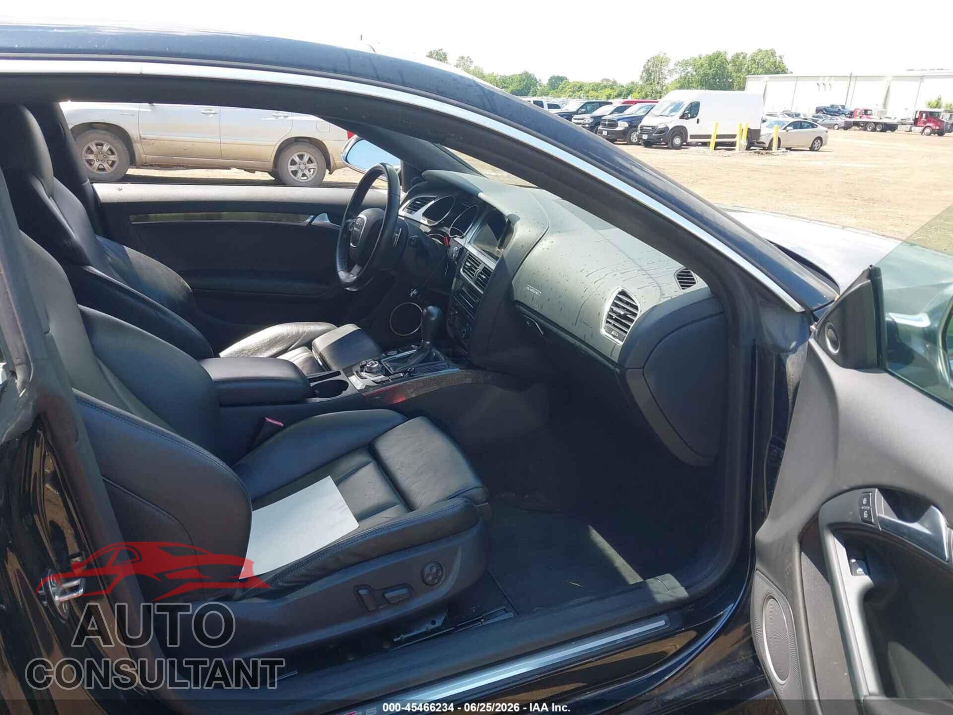 AUDI S5 2012 - WAUCVAFR2CA000880