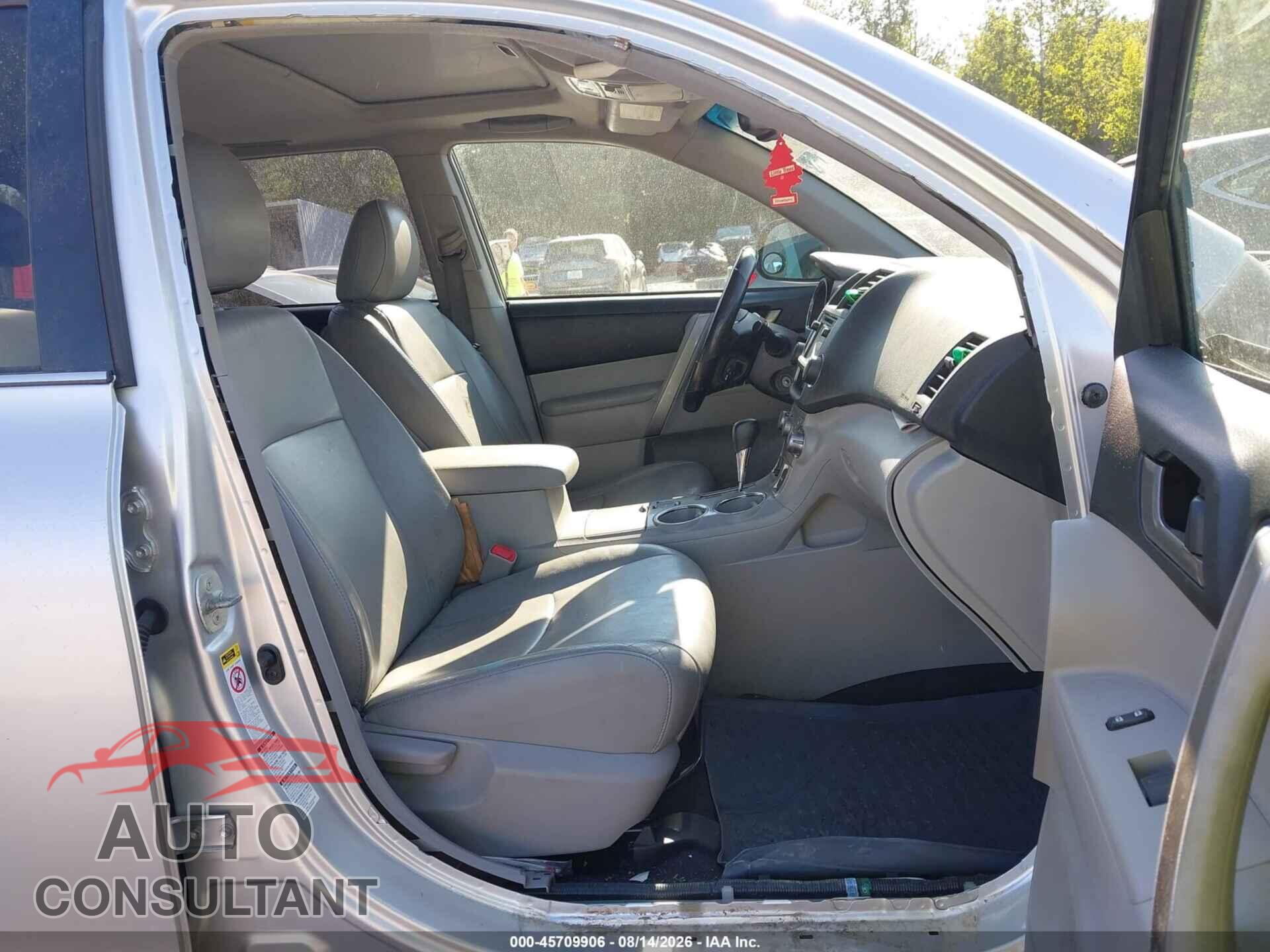TOYOTA HIGHLANDER 2013 - 5TDBK3EH8DS197683