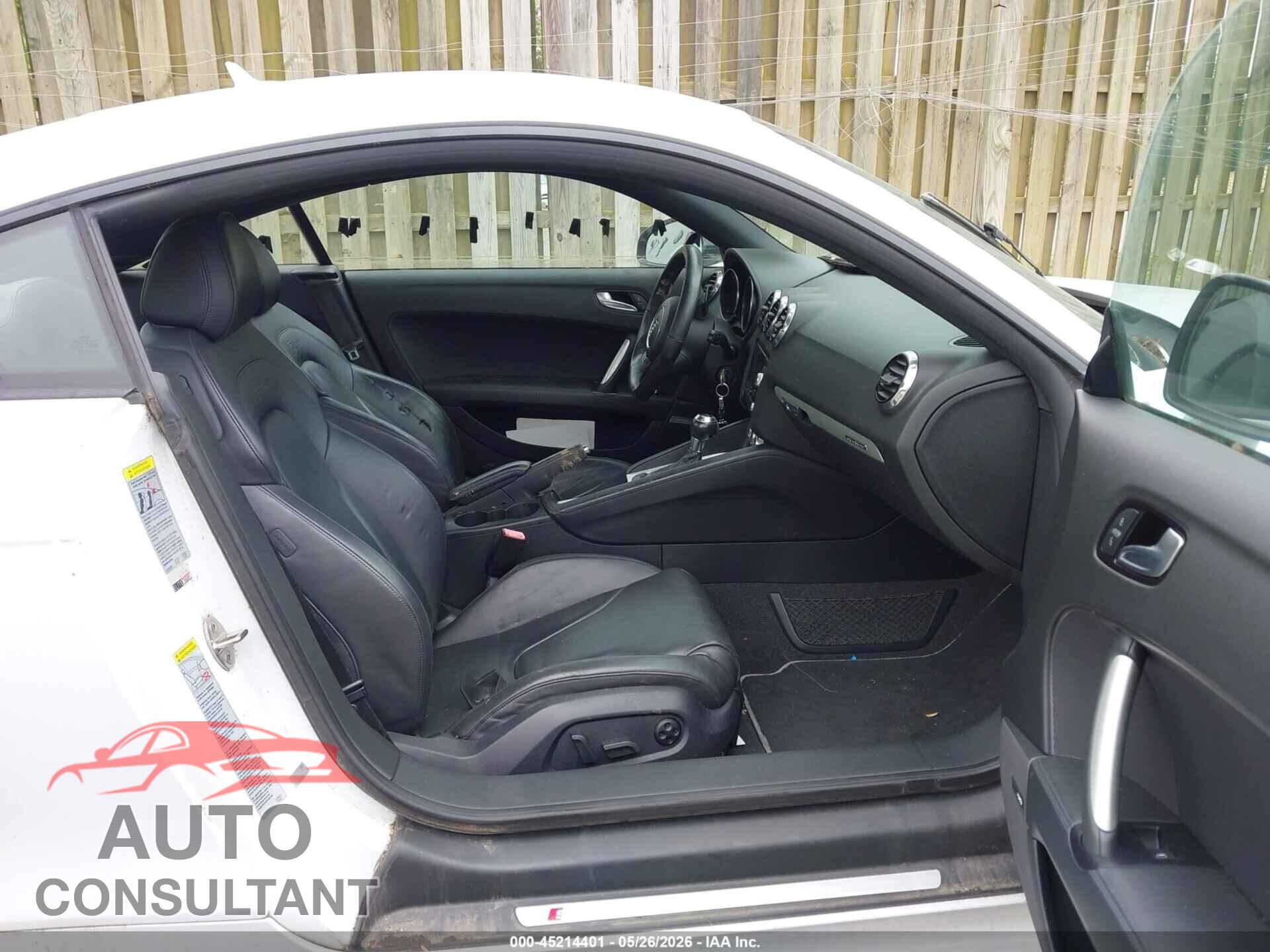 AUDI TT 2014 - TRUBFAFK8E1009770