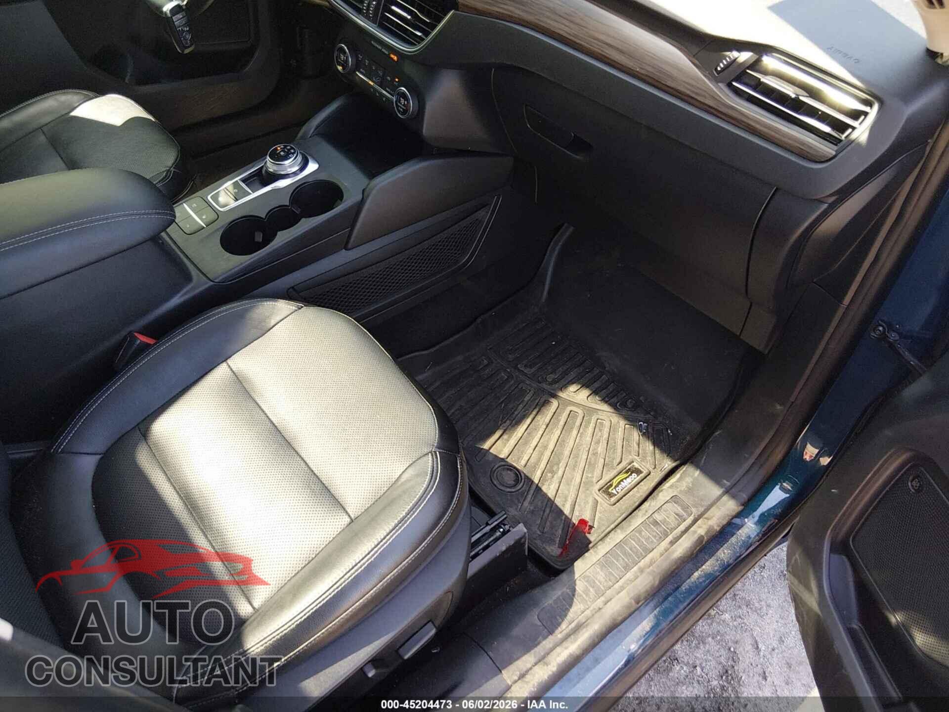 FORD ESCAPE 2020 - 1FMCU9J92LUA15689
