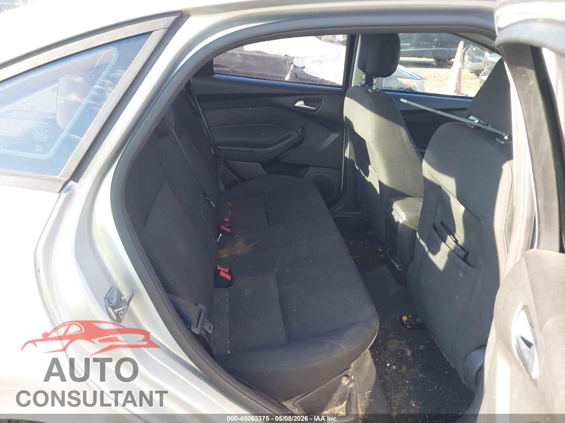 FORD FOCUS 2016 - 1FADP3F21GL377944