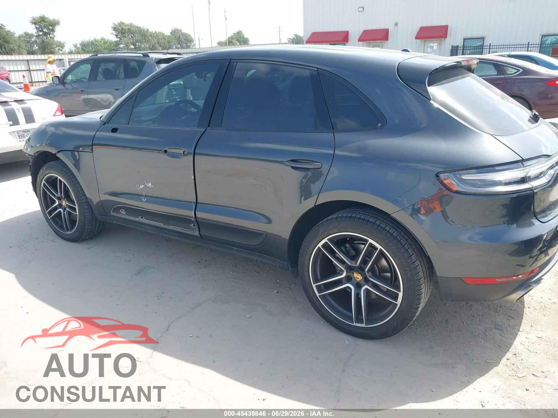 PORSCHE MACAN 2021 - WP1AB2A51MLB34104